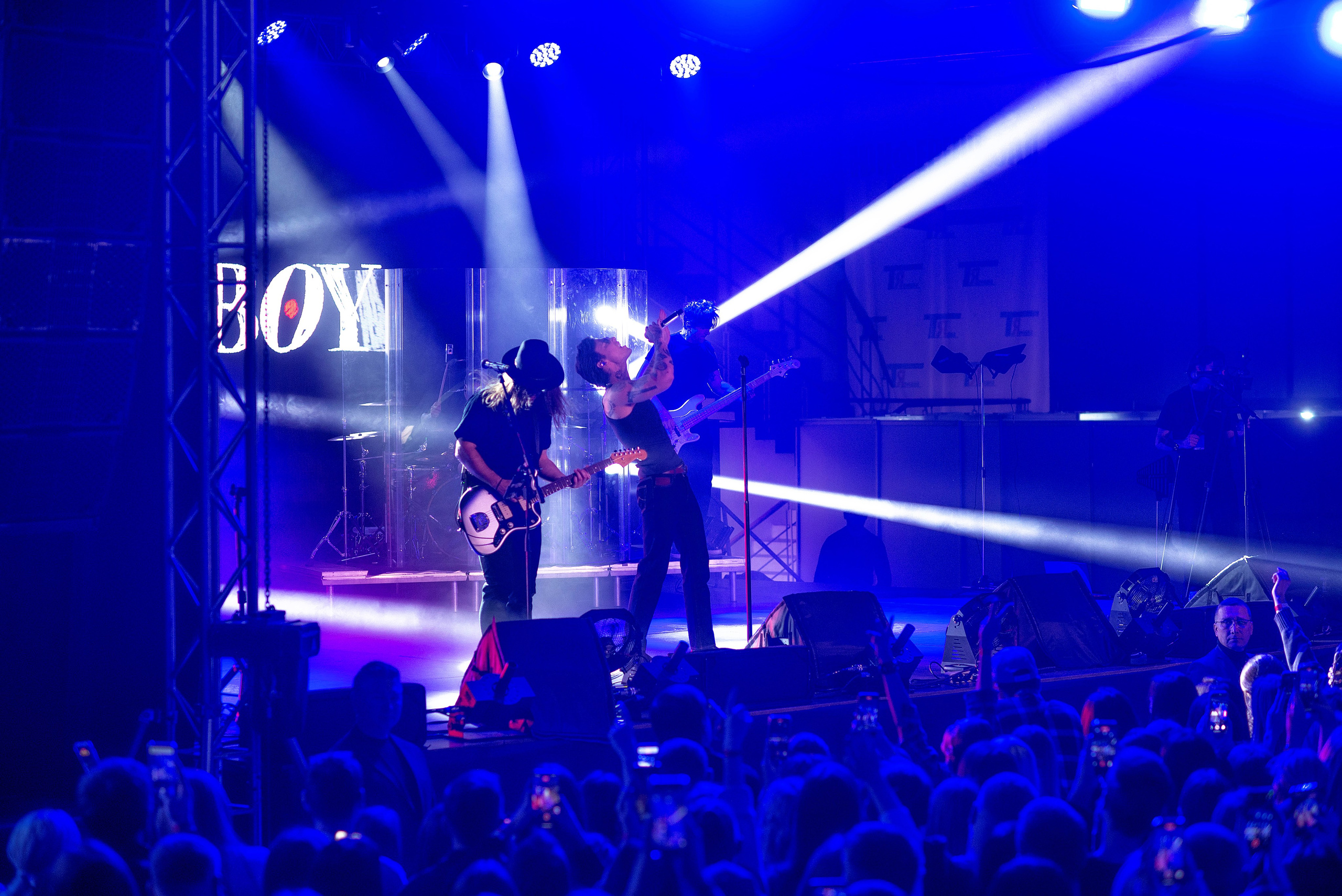 Концерт Хolidayboy. Школьный, фэшн фотограф в Тюмени и в России Ирина Королева