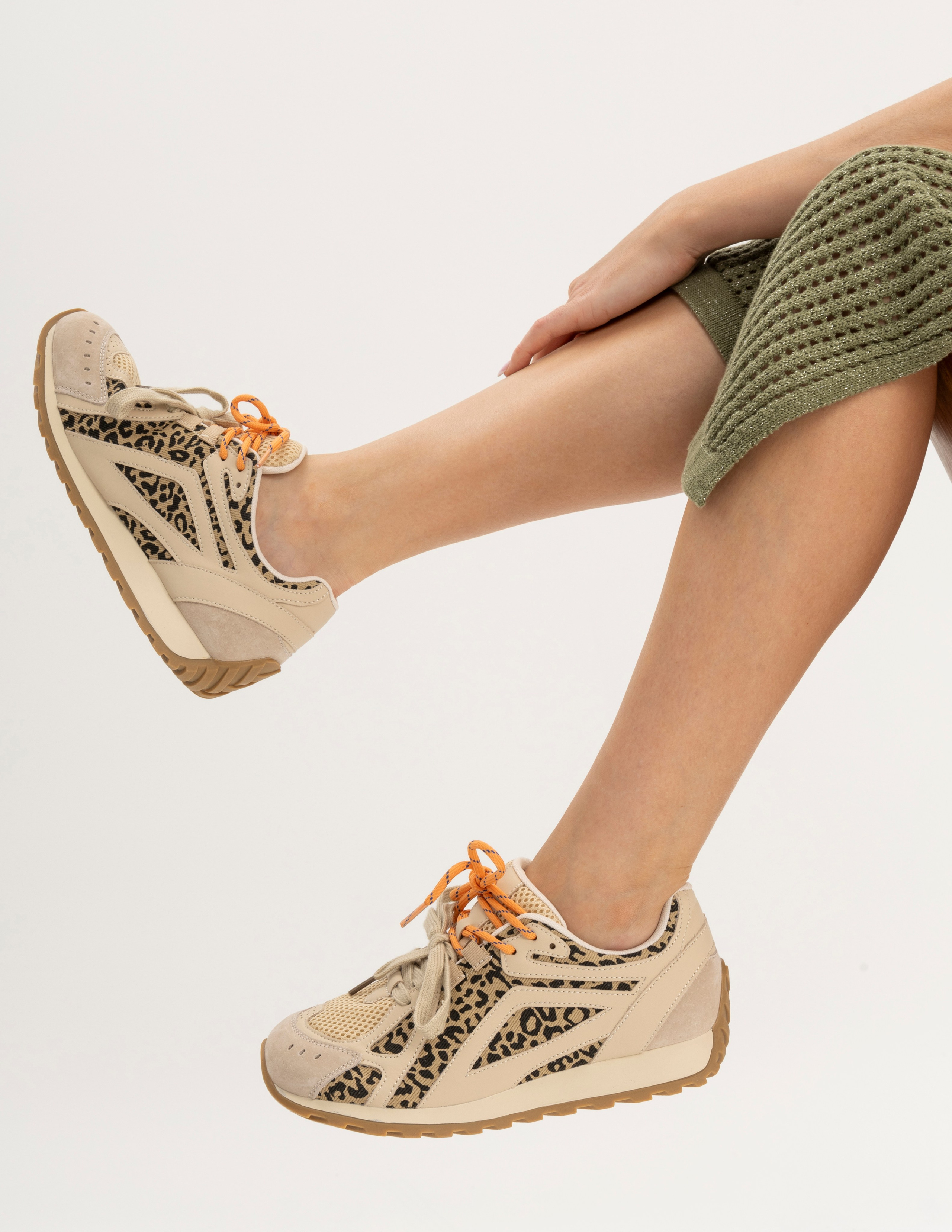 Каталожная съёмка для интернет магазинов. Автопортретная фотостудия в Казани