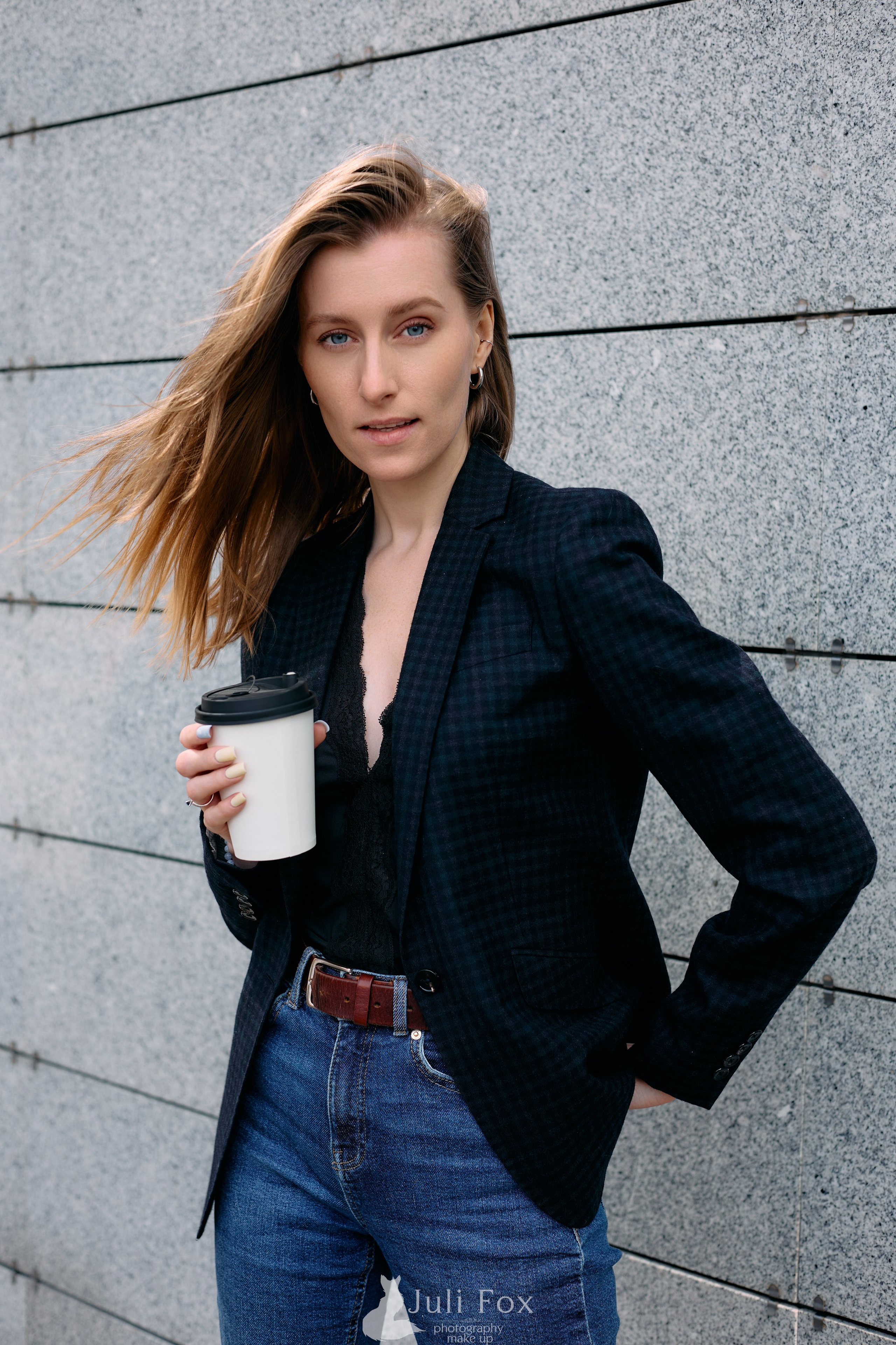 Фотопрогулка по Владивостоку. Портретный, свадебный, репортажный фотограф во Владивостоке Юлиана Джули Фокс