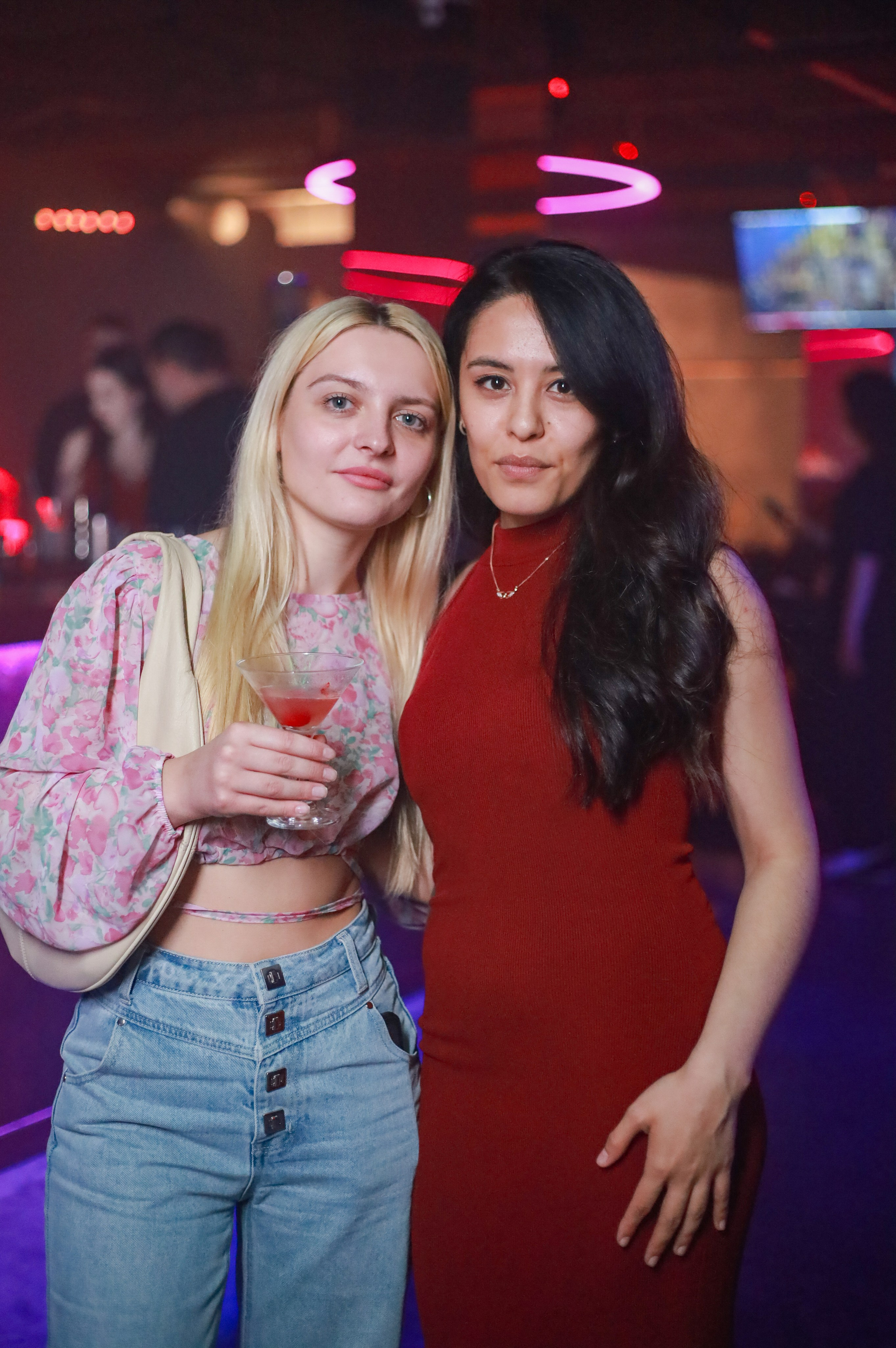 Клуб Резиденция лучшее. Контакты