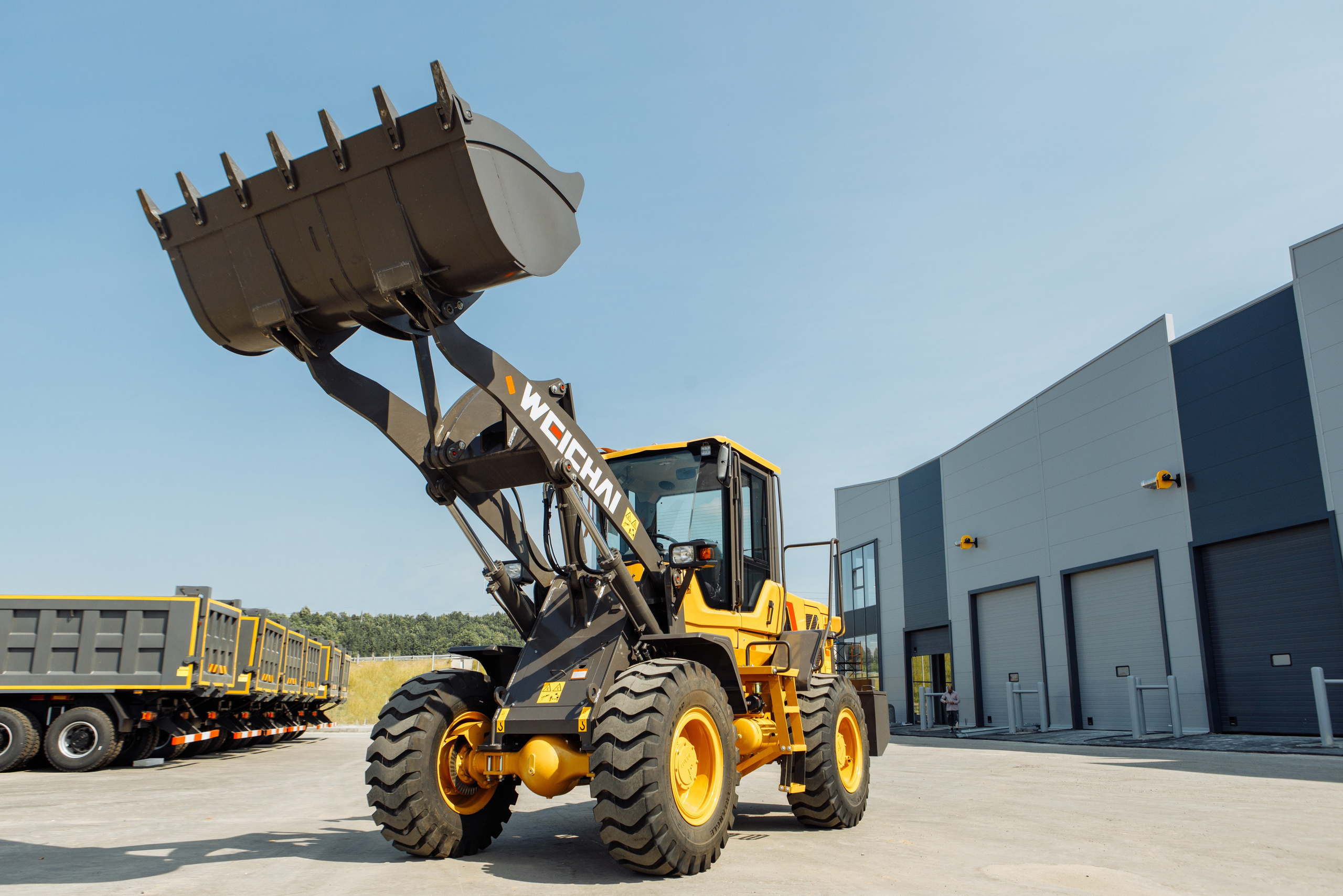 Фото фронт. погр. Weheavy WL836H. Продажа и обслуживание грузовой техники и спецтехники в г. Новосибирск компания СТИ