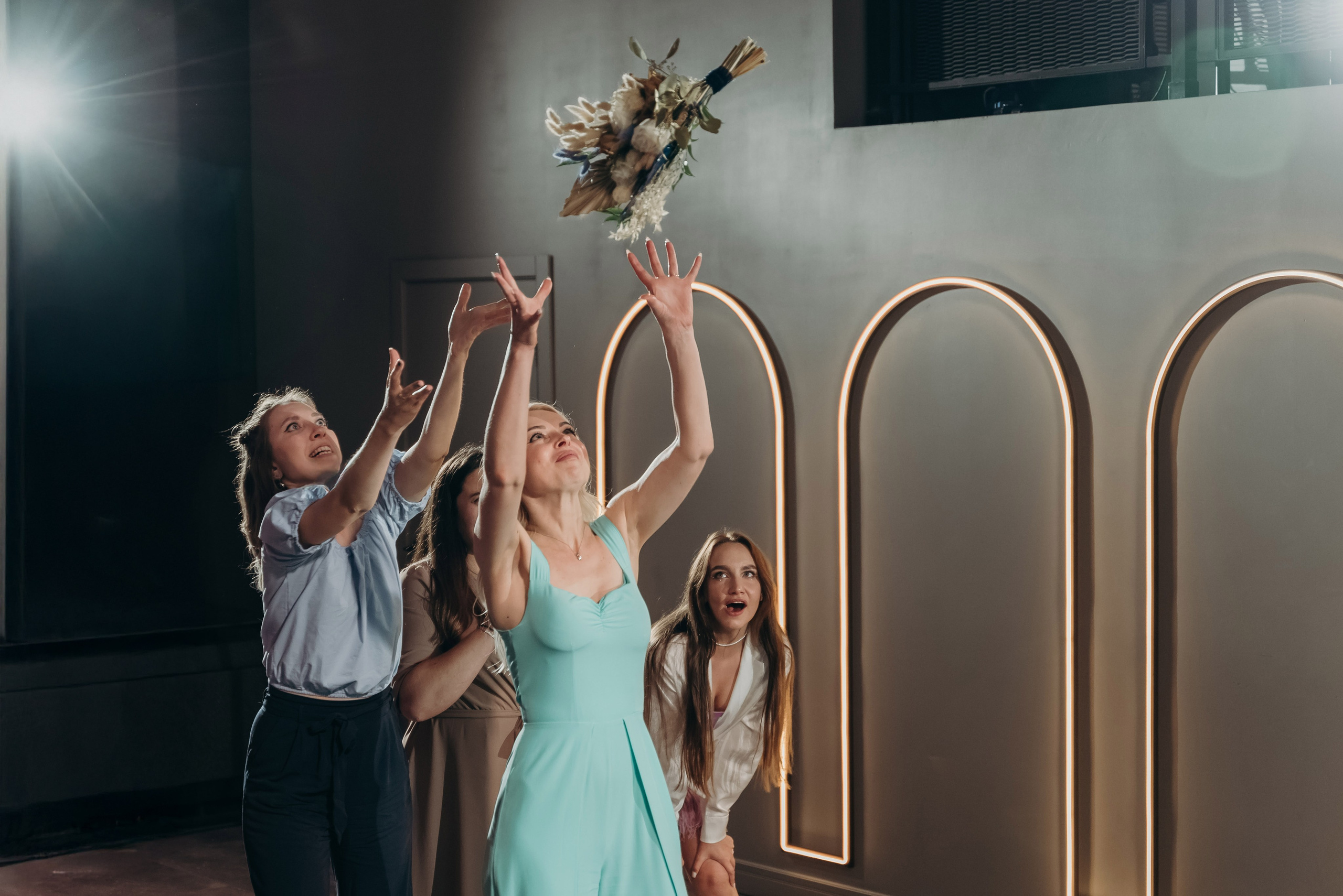 Выше только любовь. Свадебный фотограф-видеограф в Красноярске Евгений Константинопольский