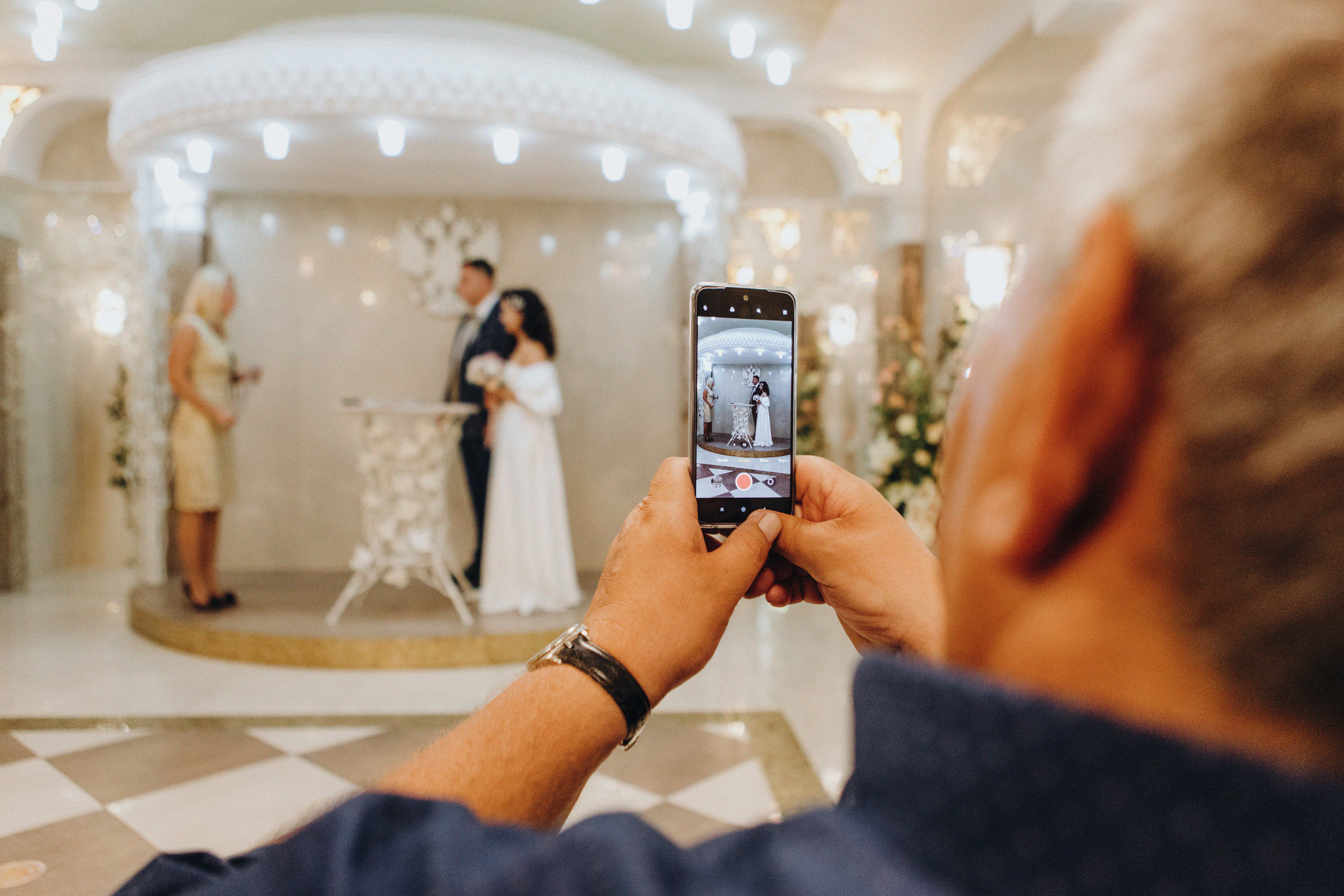 Выпьем за любовь!. Свадебный и семейный фотограф Арестенко Анастасия