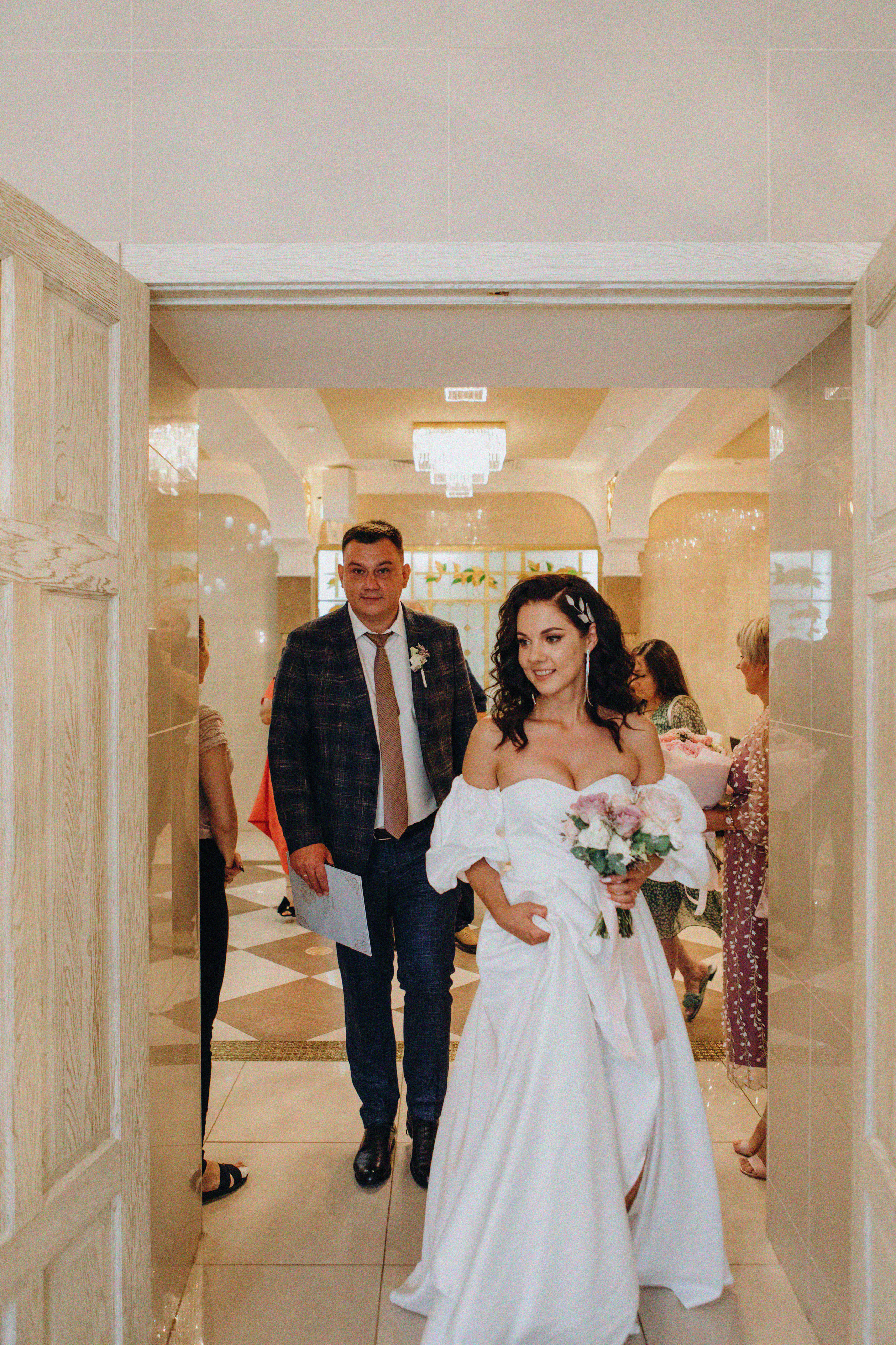 Выпьем за любовь!. Свадебный и семейный фотограф Арестенко Анастасия