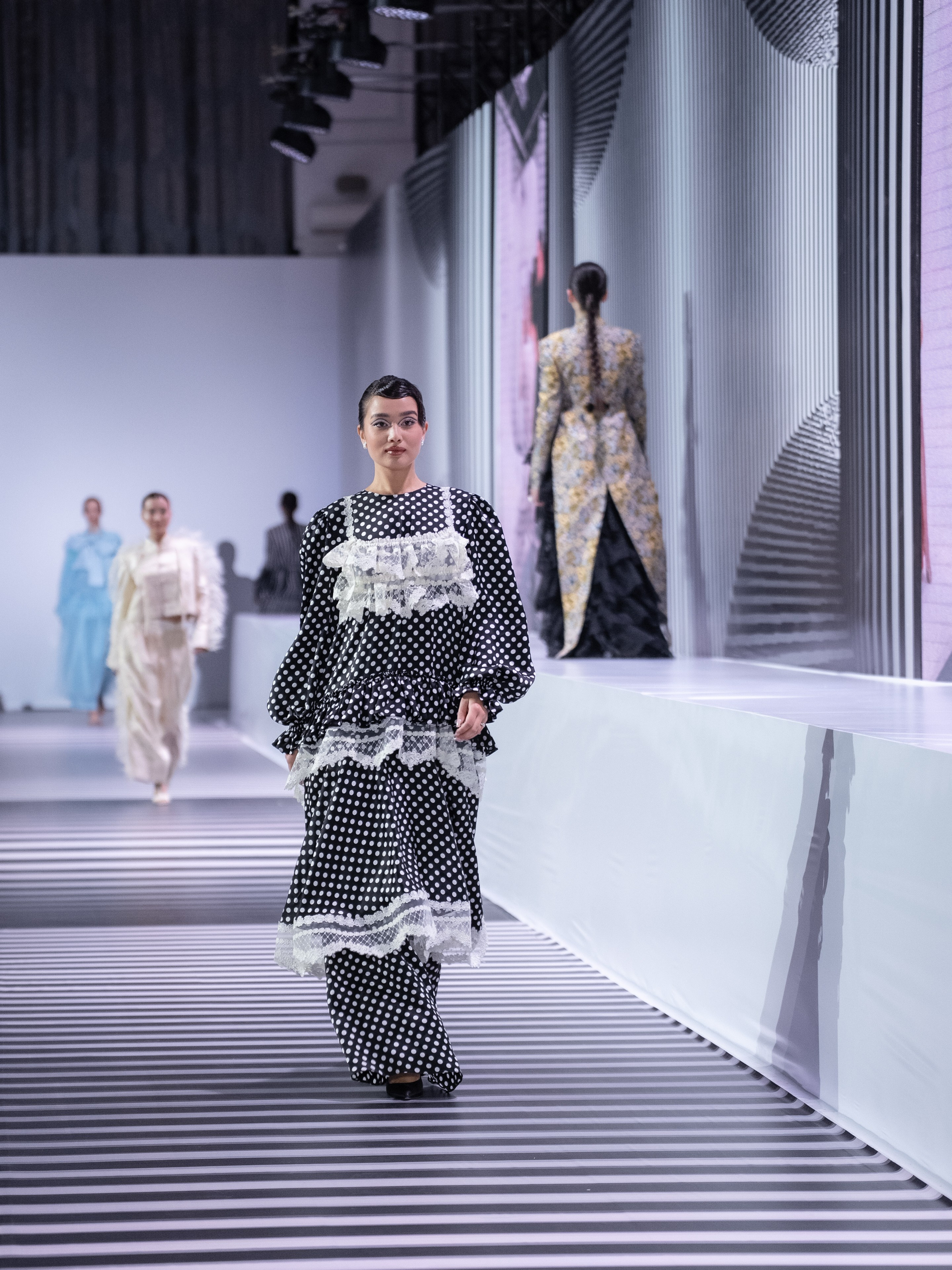 Arunaz. Сайт Алматинского НЮ АРТ, будуар и фэшн фотографа Дениса Карпенко