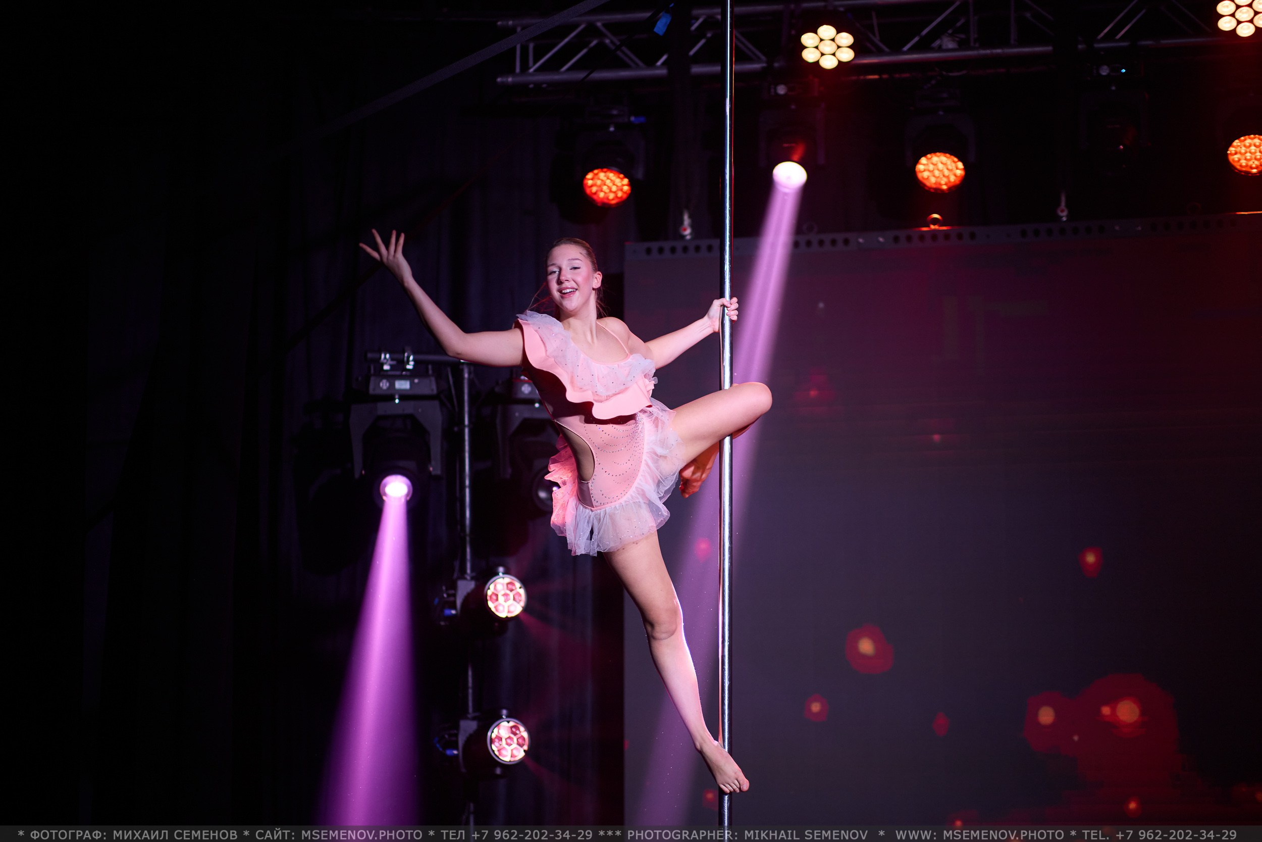 АНОНС фоторепортажа с Юбилейного концерта «ГРАЦИЯ». Фотограф, фотопроекты Михаила Семенова в Ярославле. Фотошкола