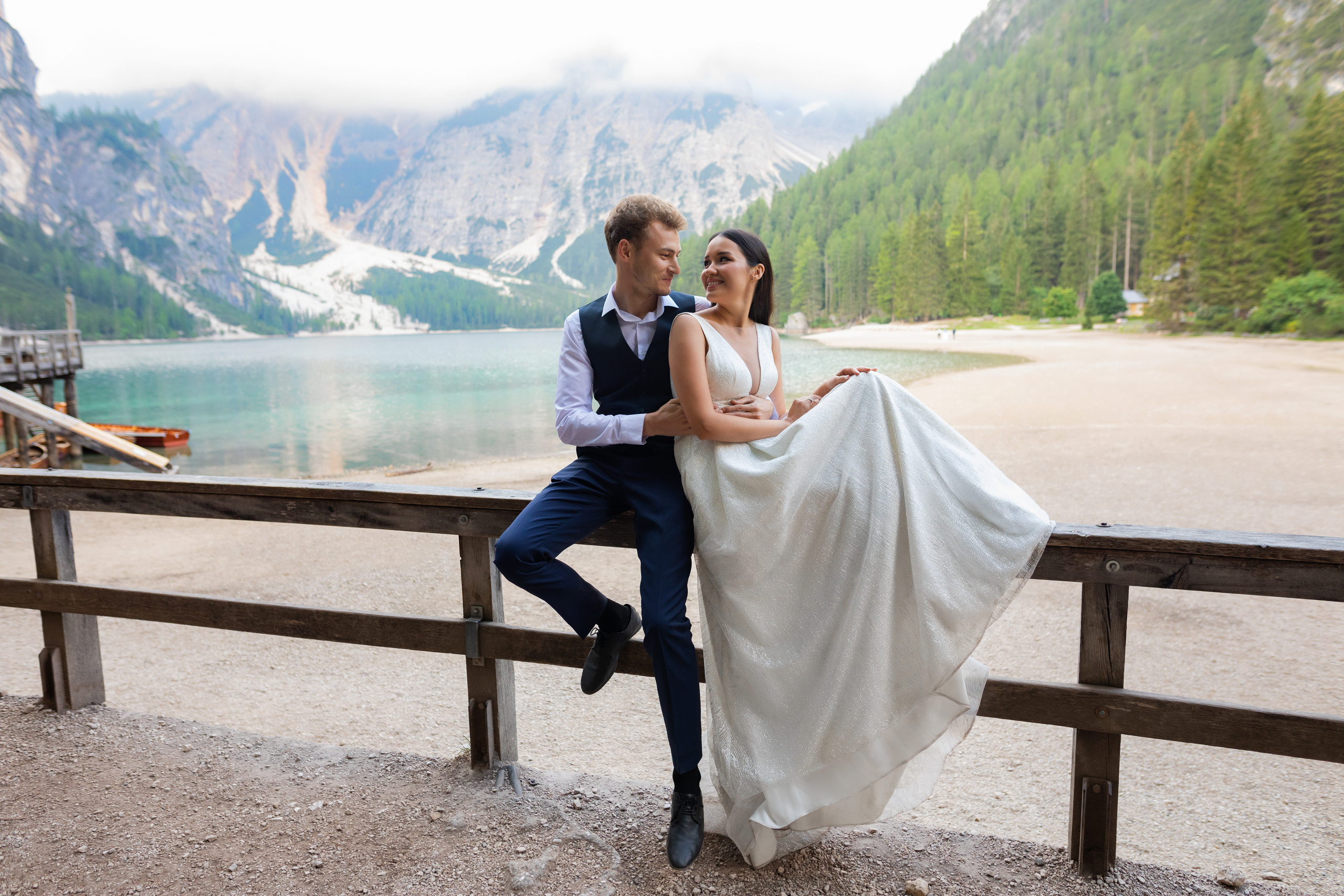 Алсу и Ринат, свадебная фотосессия на озере Брайес, Италия. Свадебный и семейный фотограф в Москве Евгения Лисина
