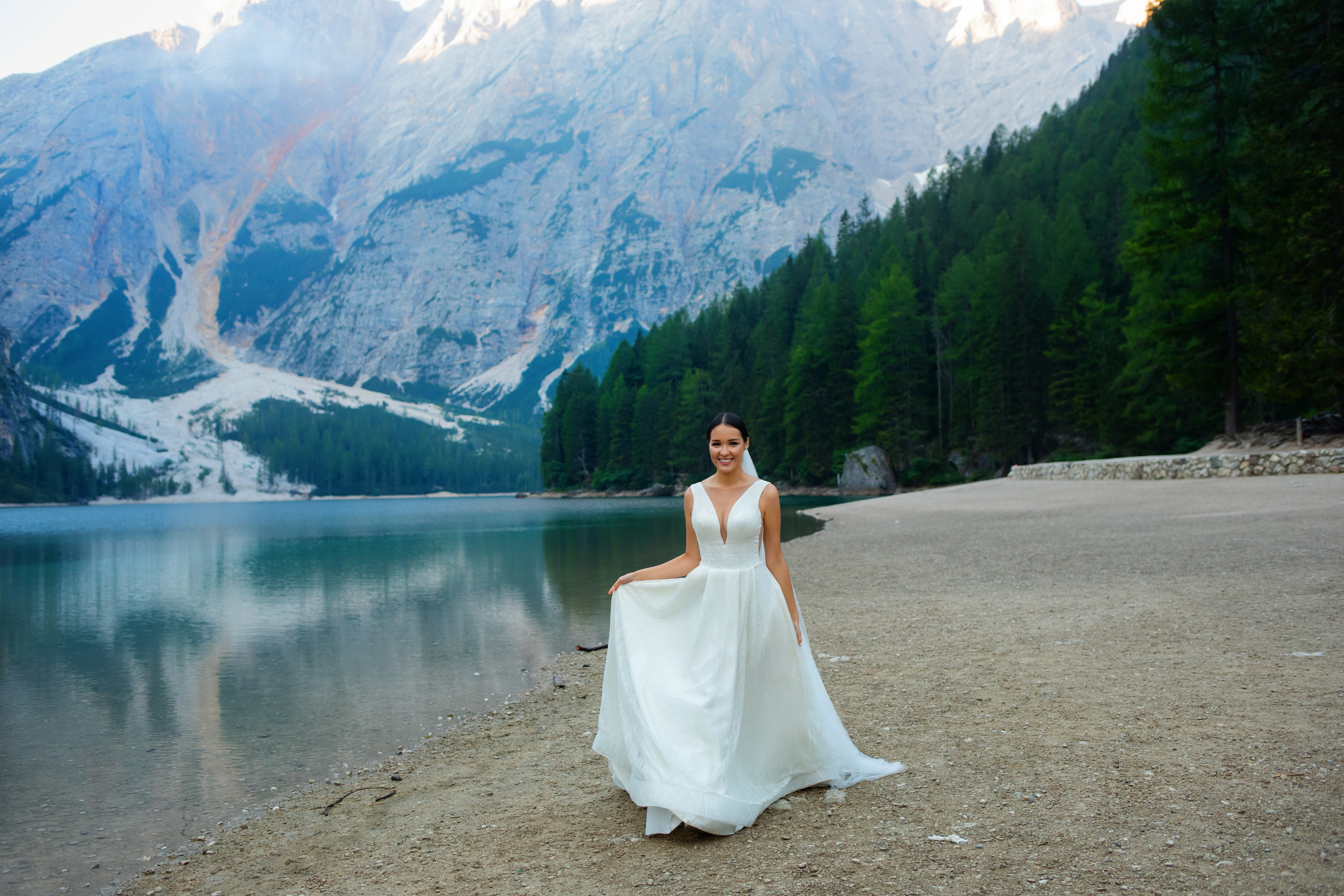 Алсу и Ринат, свадебная фотосессия на озере Брайес, Италия. Свадебный и семейный фотограф в Москве Евгения Лисина