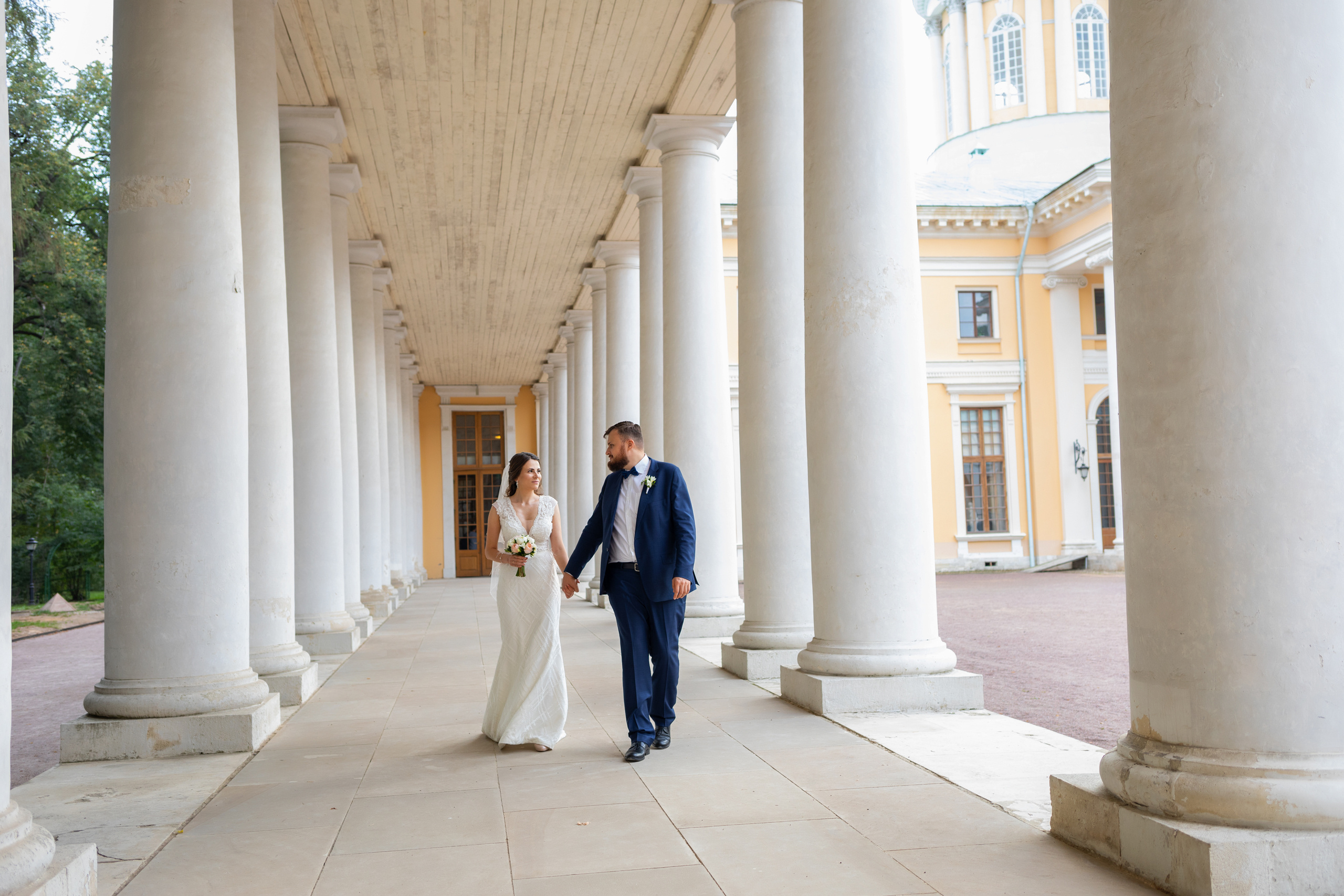 Анна и Андрей. Архангельское. Свадебный и семейный фотограф в Москве Евгения Лисина