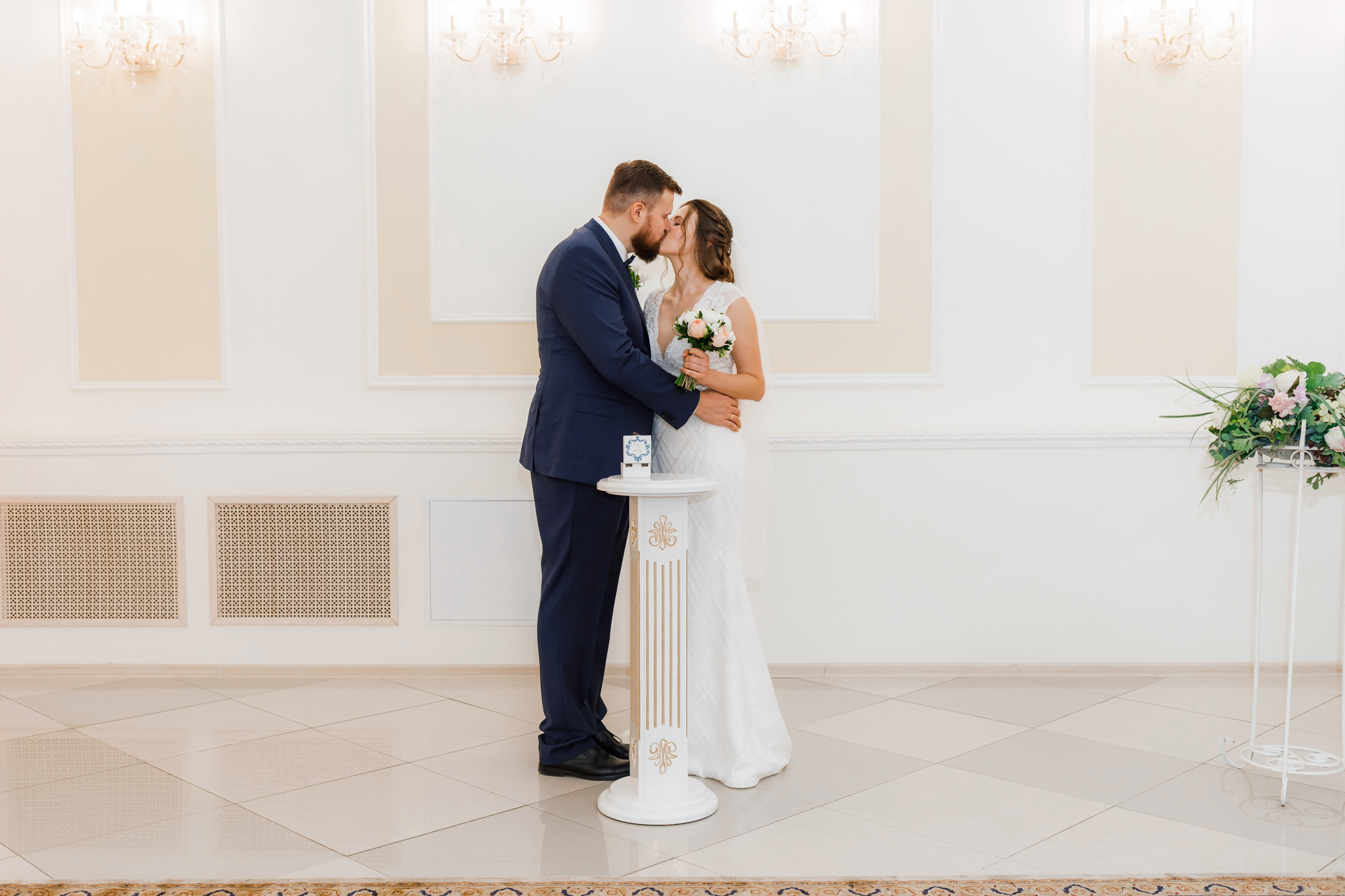 Анна и Андрей. Архангельское. Свадебный и семейный фотограф в Москве Евгения Лисина