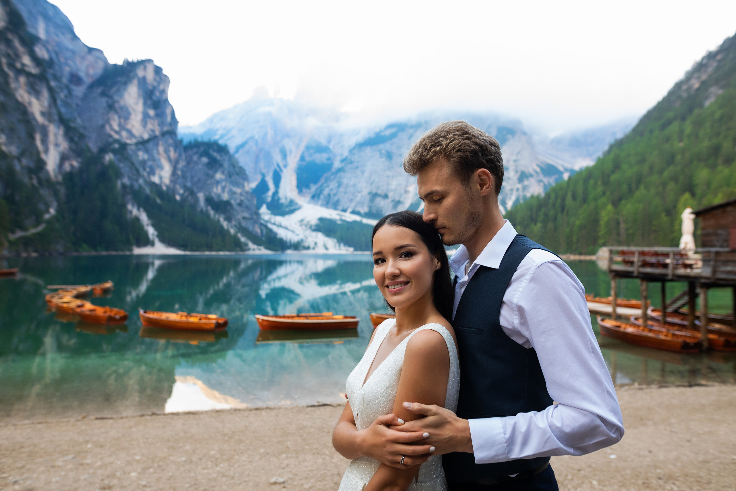 Алсу и Ринат, свадебная фотосессия на озере Брайес, Италия. Свадебный и семейный фотограф в Москве Евгения Лисина