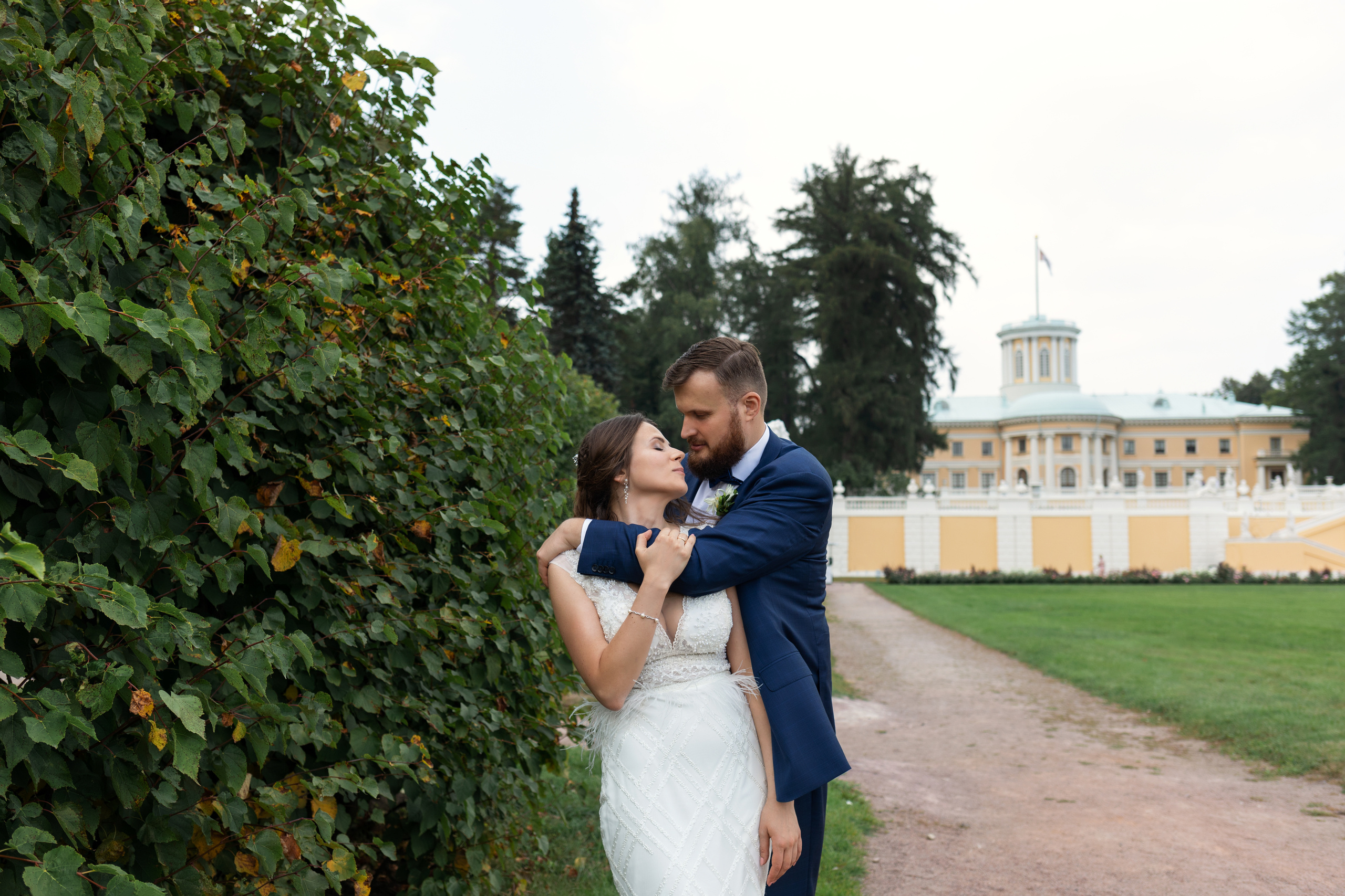 Анна и Андрей. Архангельское. Свадебный и семейный фотограф в Москве Евгения Лисина
