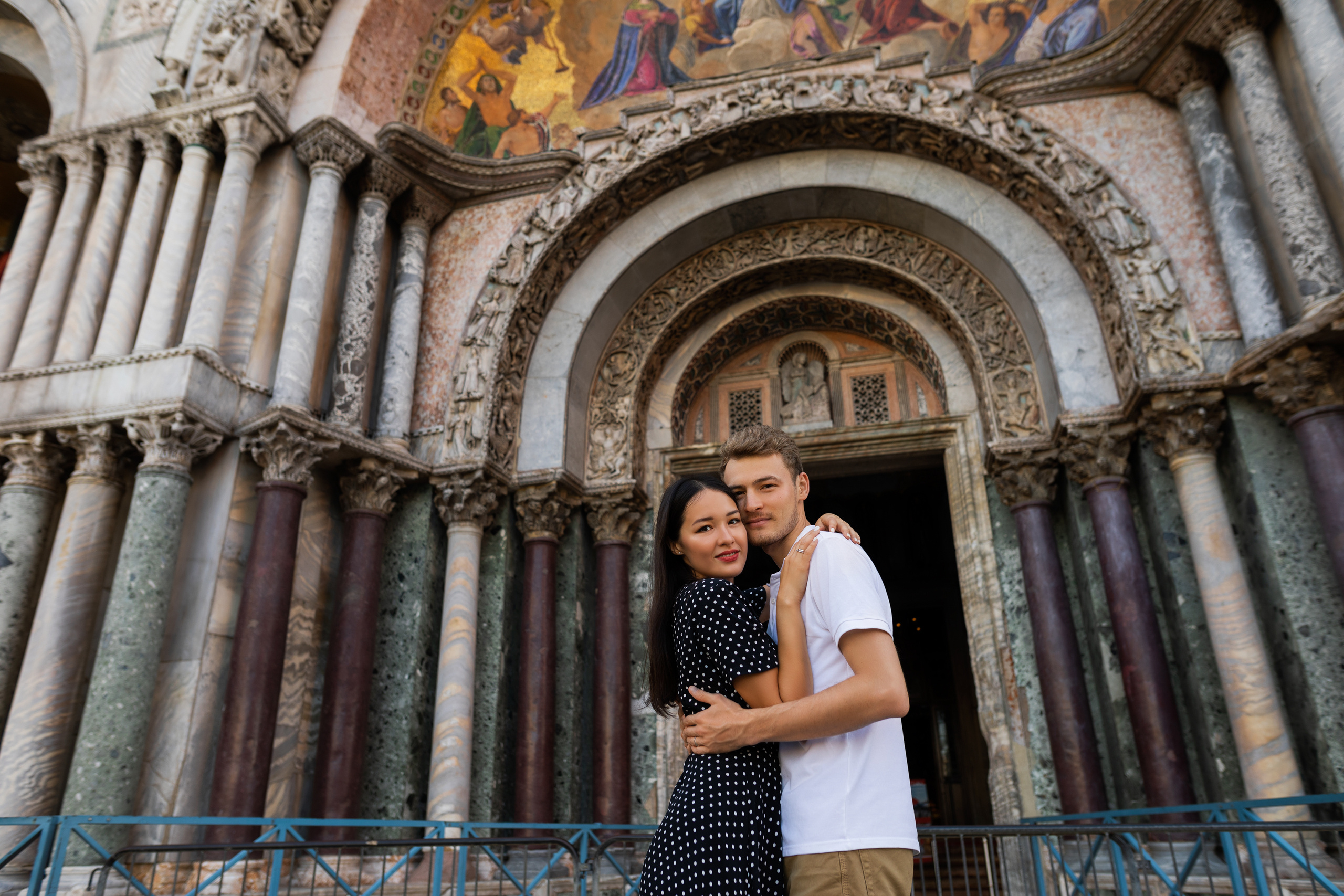 Фотосессии love-story в Москве. Свадебный и семейный фотограф в Москве Евгения Лисина