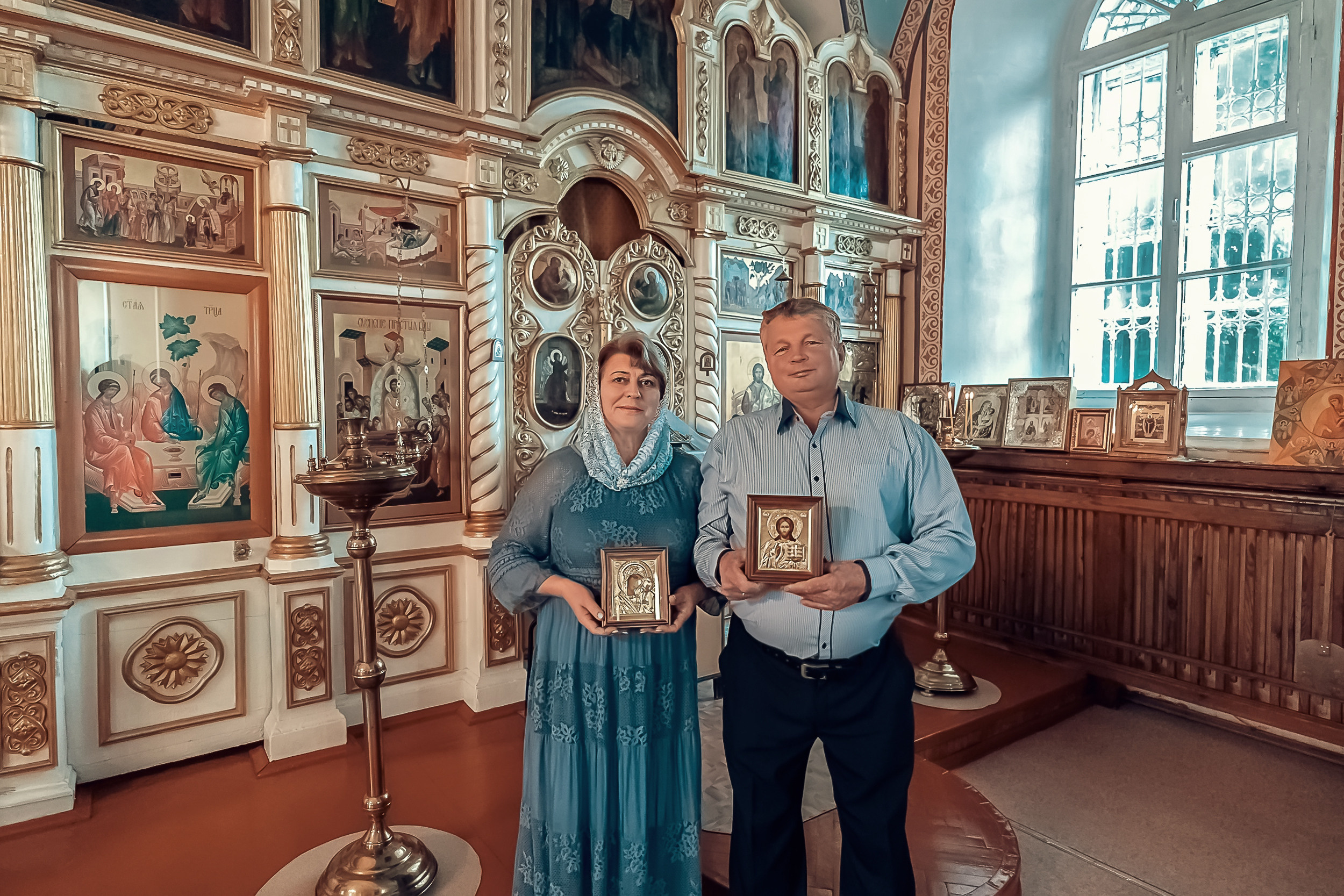 Венчание в Покровском храме с. Новоселебное. Церковный фотограф Севастополь