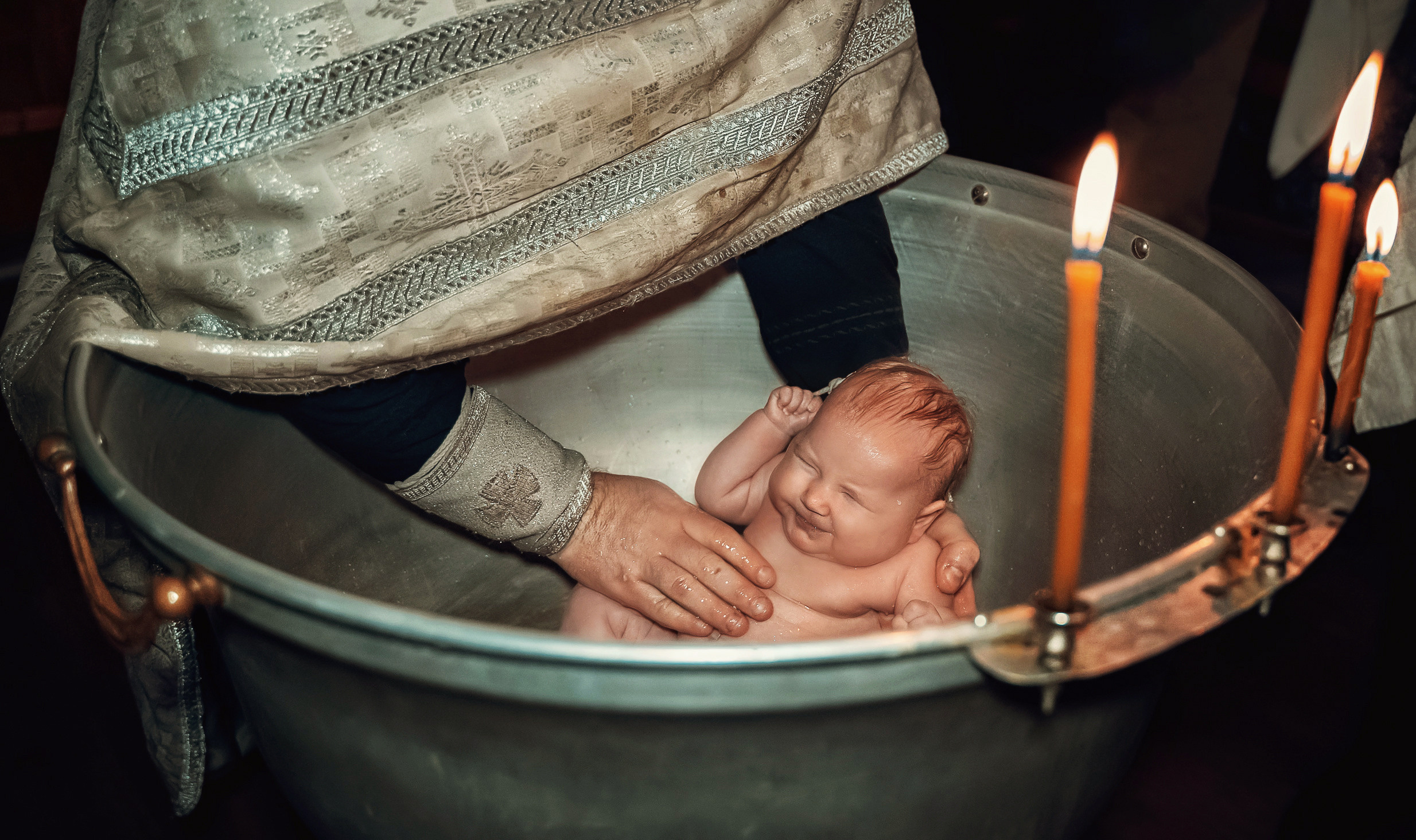 Крещение в храме Преподобного Серафима Саровского с. Дедилово. Церковный фотограф Севастополь