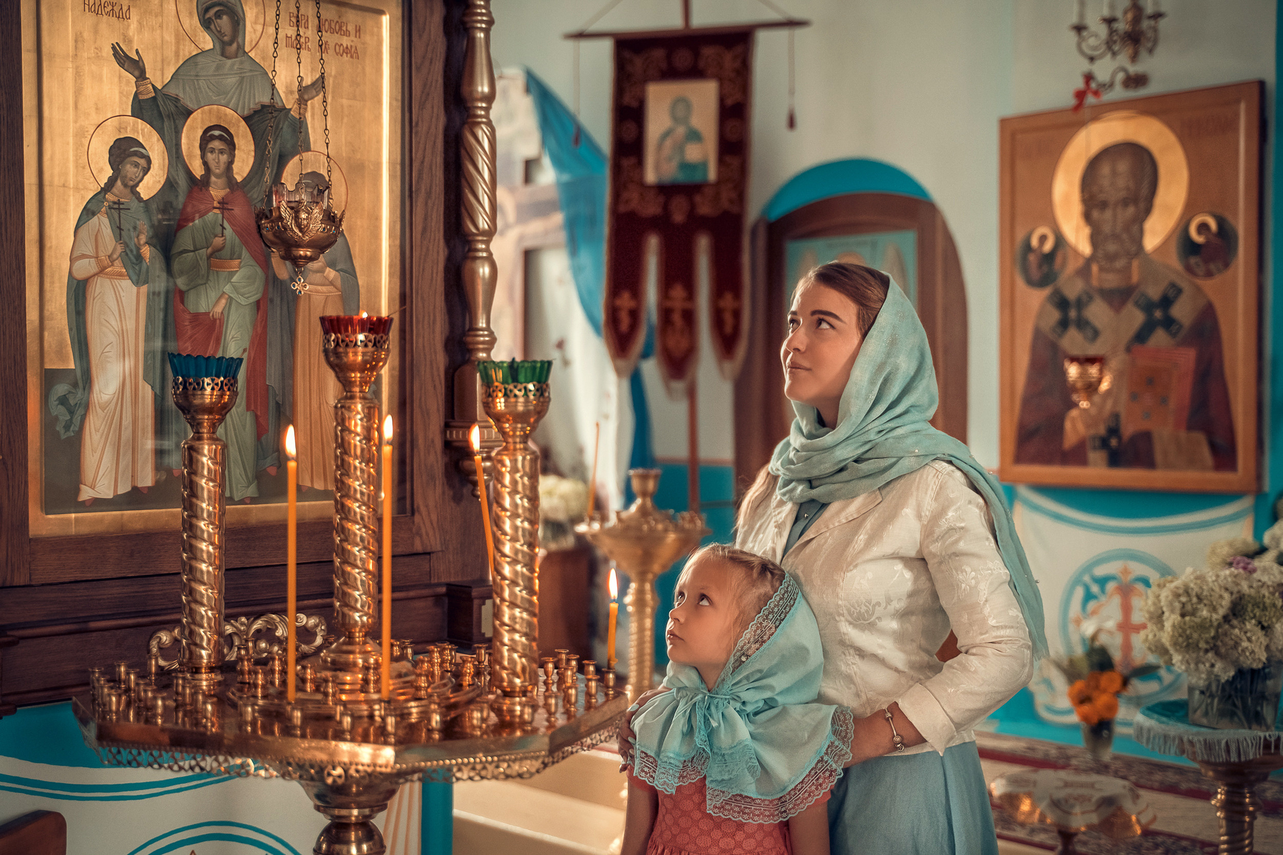 Семейная съемка в Казанском храме с. Гремячее. Церковный фотограф Севастополь