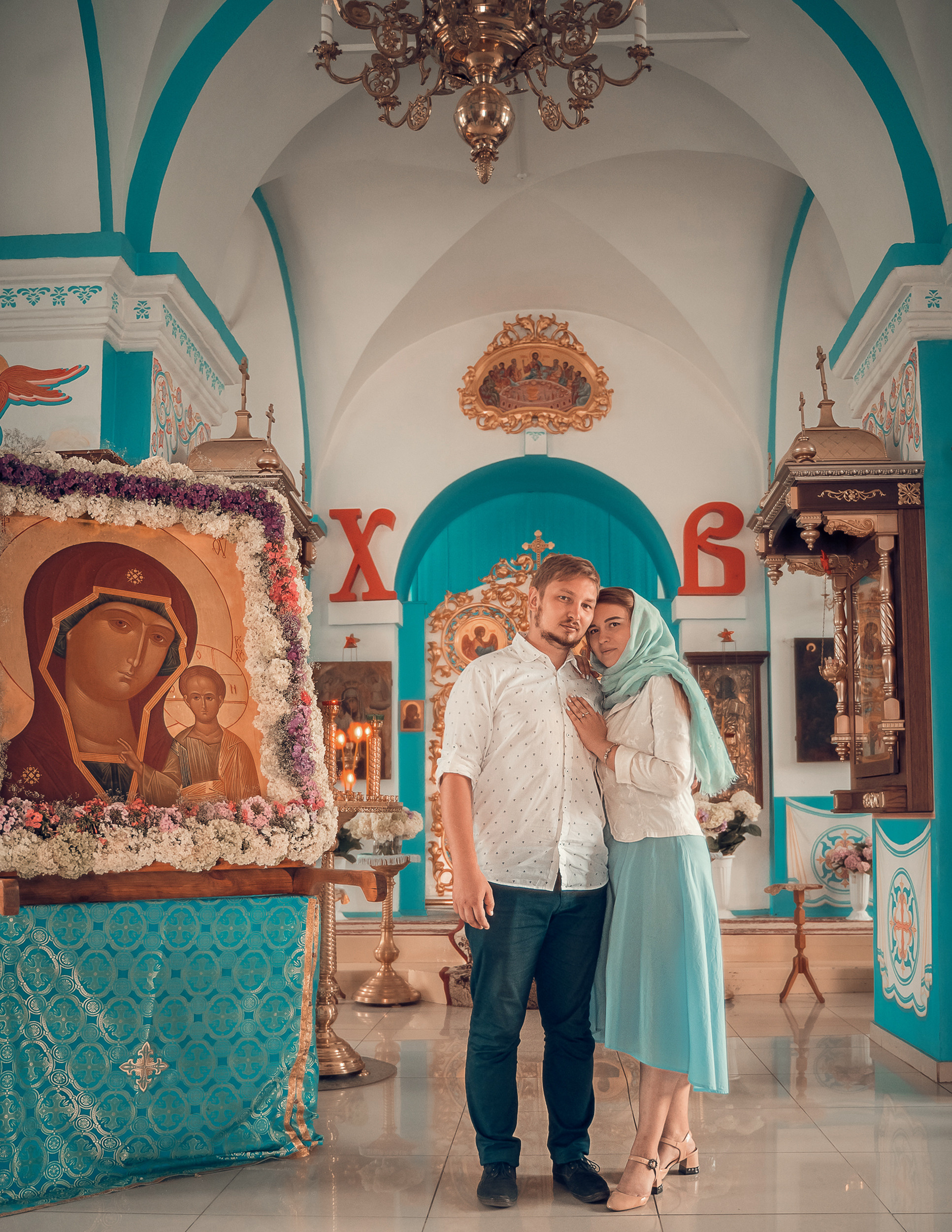 Семейная съемка в Казанском храме с. Гремячее. Церковный фотограф Севастополь