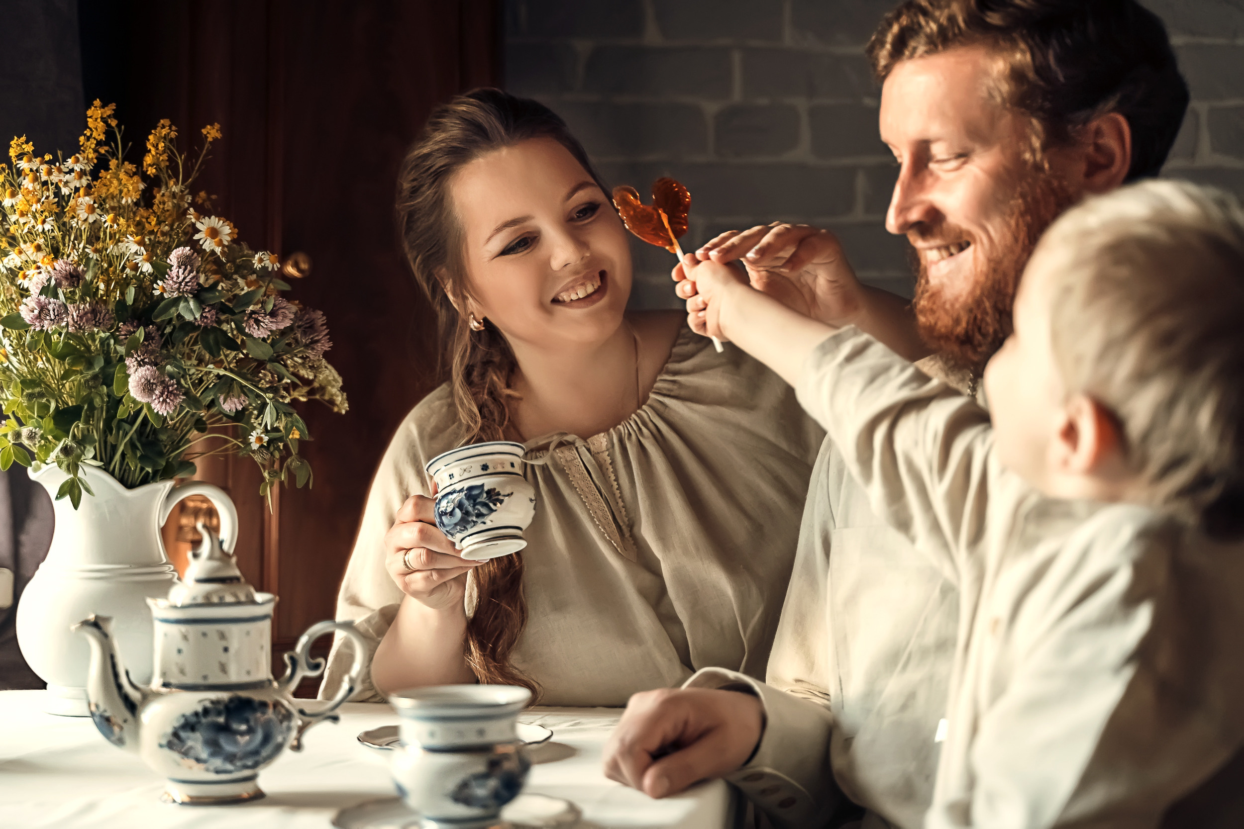 Семейная съемка в Спасском храме г. Солнечногорск. Церковный фотограф Севастополь