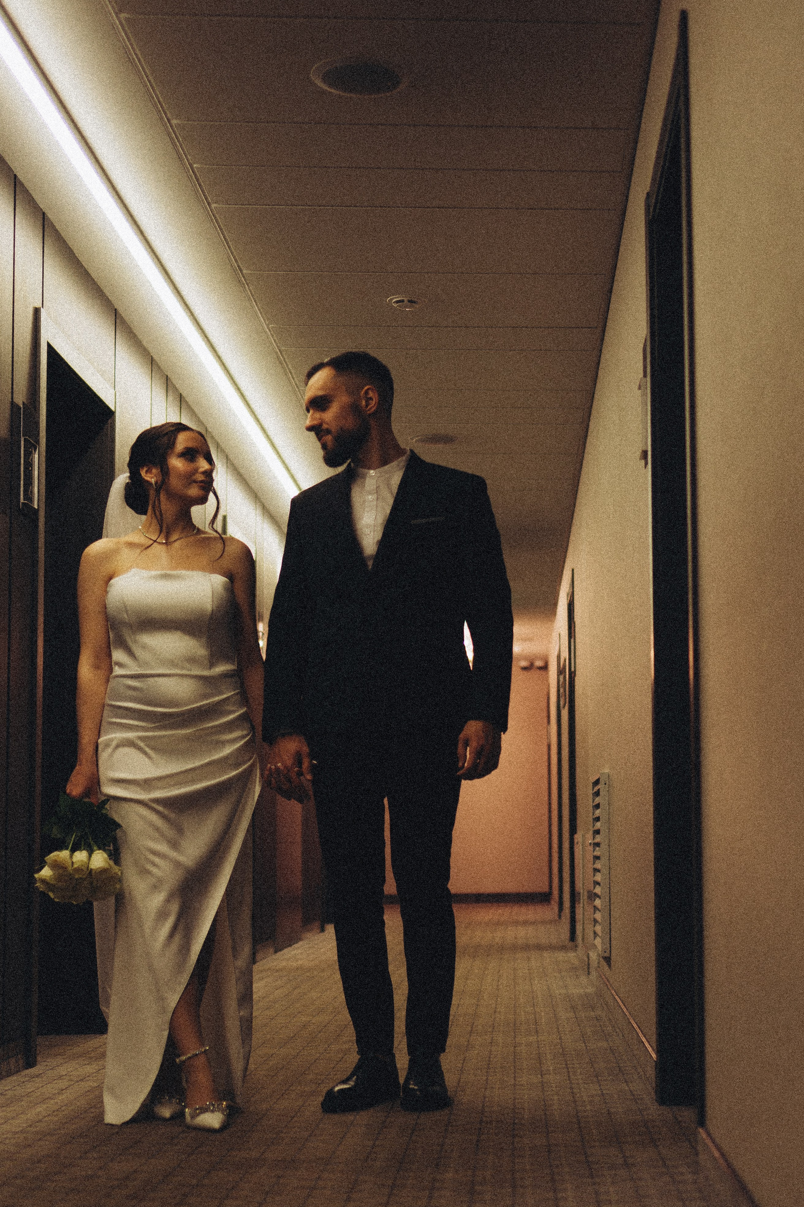 СВАДЕБНАЯ СЬЕМКА СБОРОВ ЖЕНИХА И НЕВЕСТЫ В ОТЕЛЕ И ТАКЖЕ ФОТОСЕССИИЯ В ОТЕЛЕЕ МЕГАПОЛИС БРЯНСК. Профессиональный фотограф, Санкт-Петербург — Виктория Богомолова