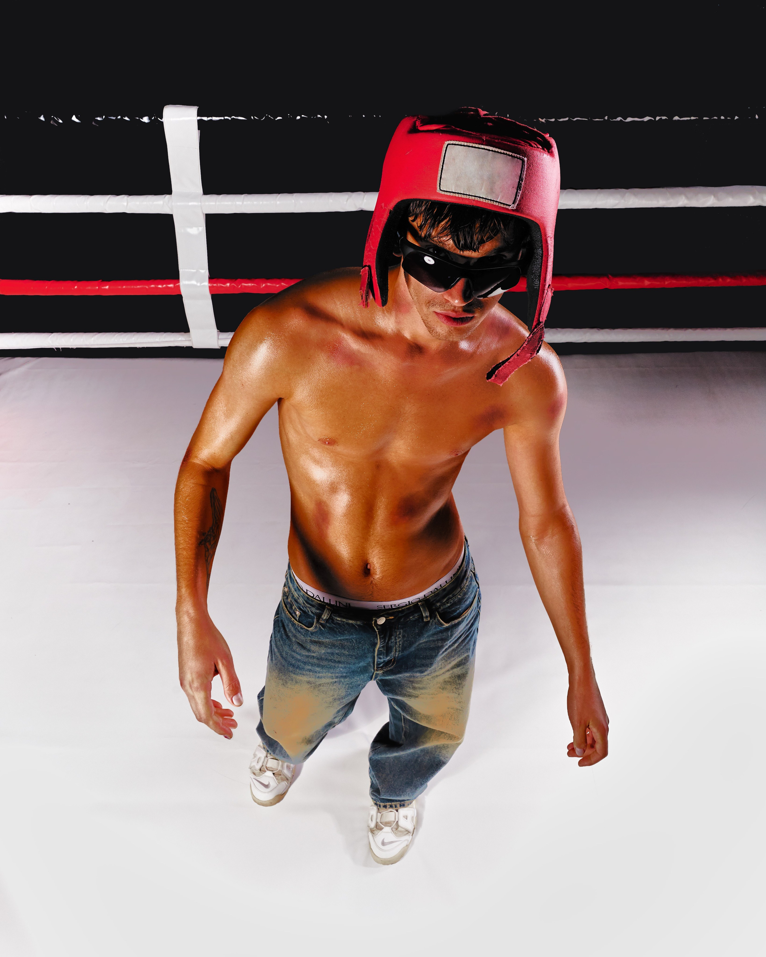 Campaign for Tushimy. Святослав Лебедев | Рекламный фотограф — Коммерческая съемка, Арт-дирекшн, AI-интеграция