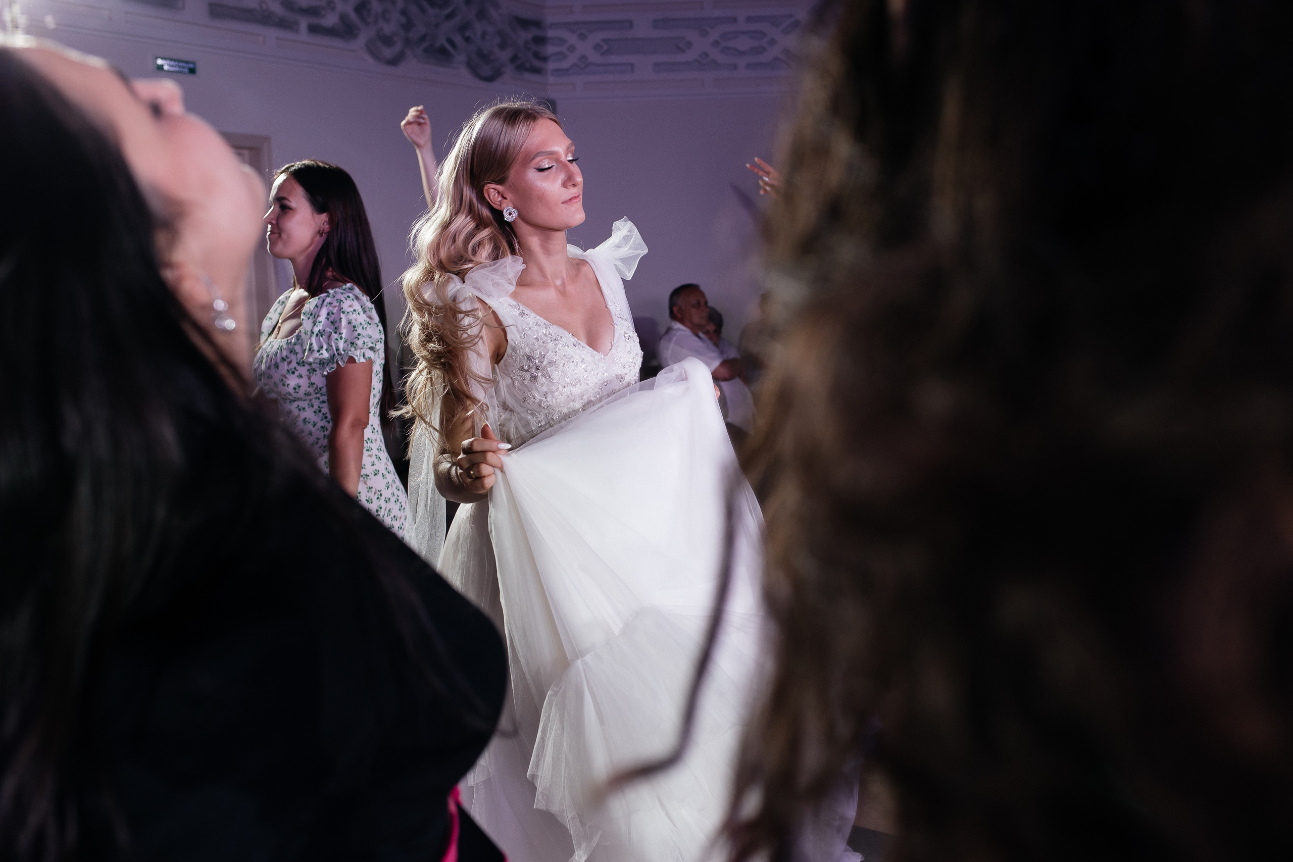 Вячеслав & Ангелина. Фотограф и видеограф в Саратове и Энгельсе Антон Рассказов