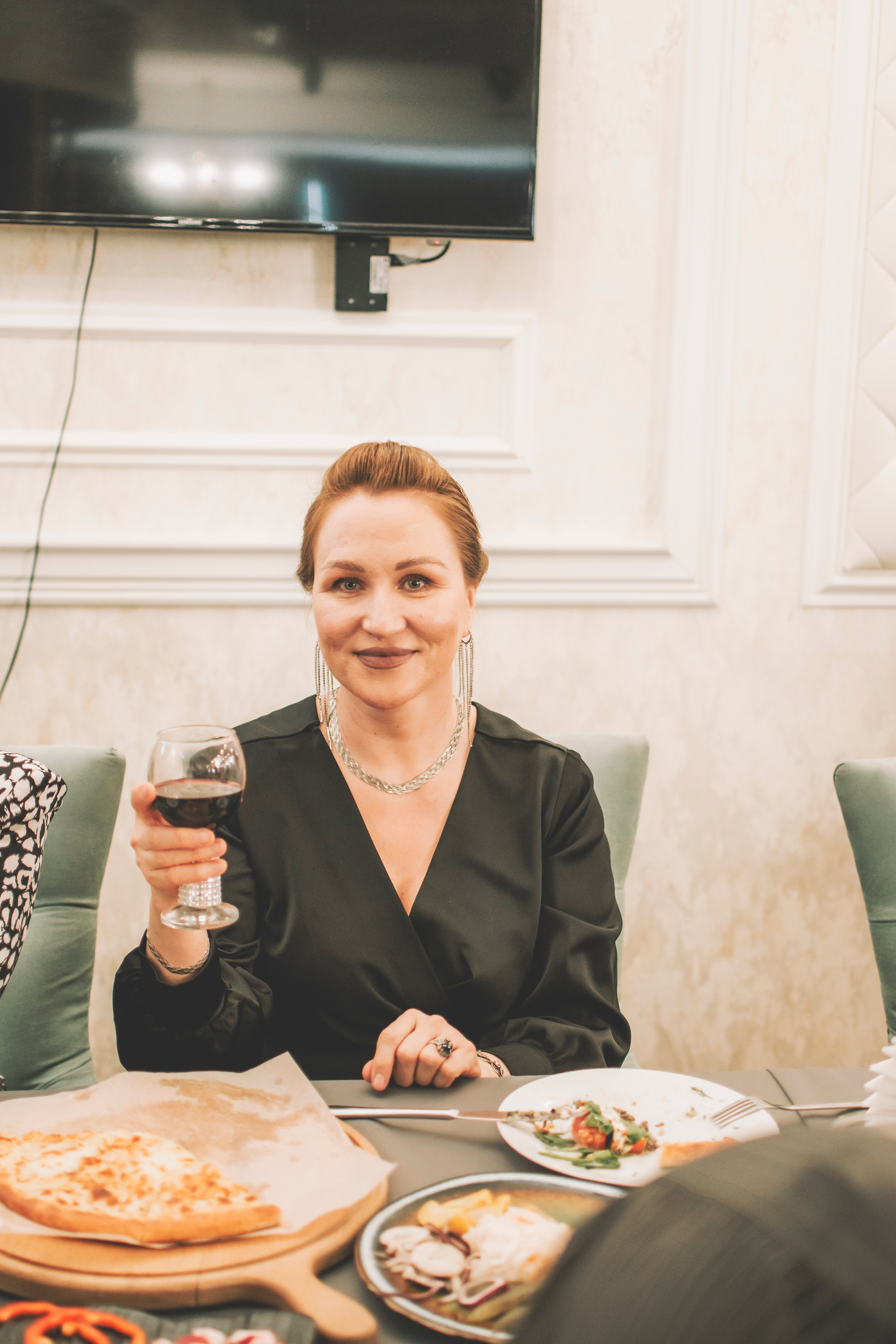 26.04.2025 (Фотосессия, роспись в Онии + фото с банкета). Семейный и свадебный фотограф Губкинский и Ставрополь