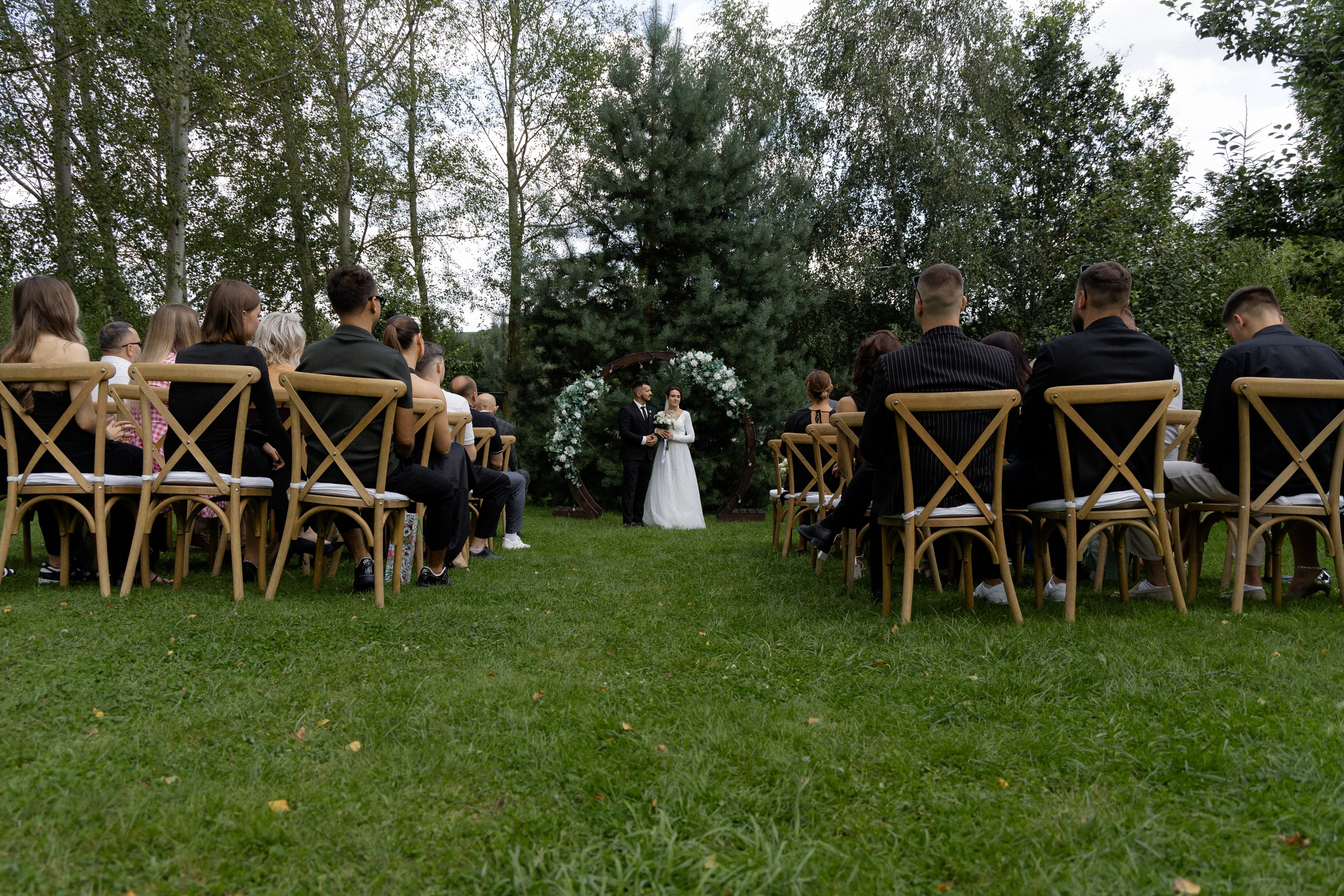 Свадебная фотосессия в агроусадьбе Лабодянка в Минске. Свадебный фотограф в Минске/Беларуси Сергей Спиридонов