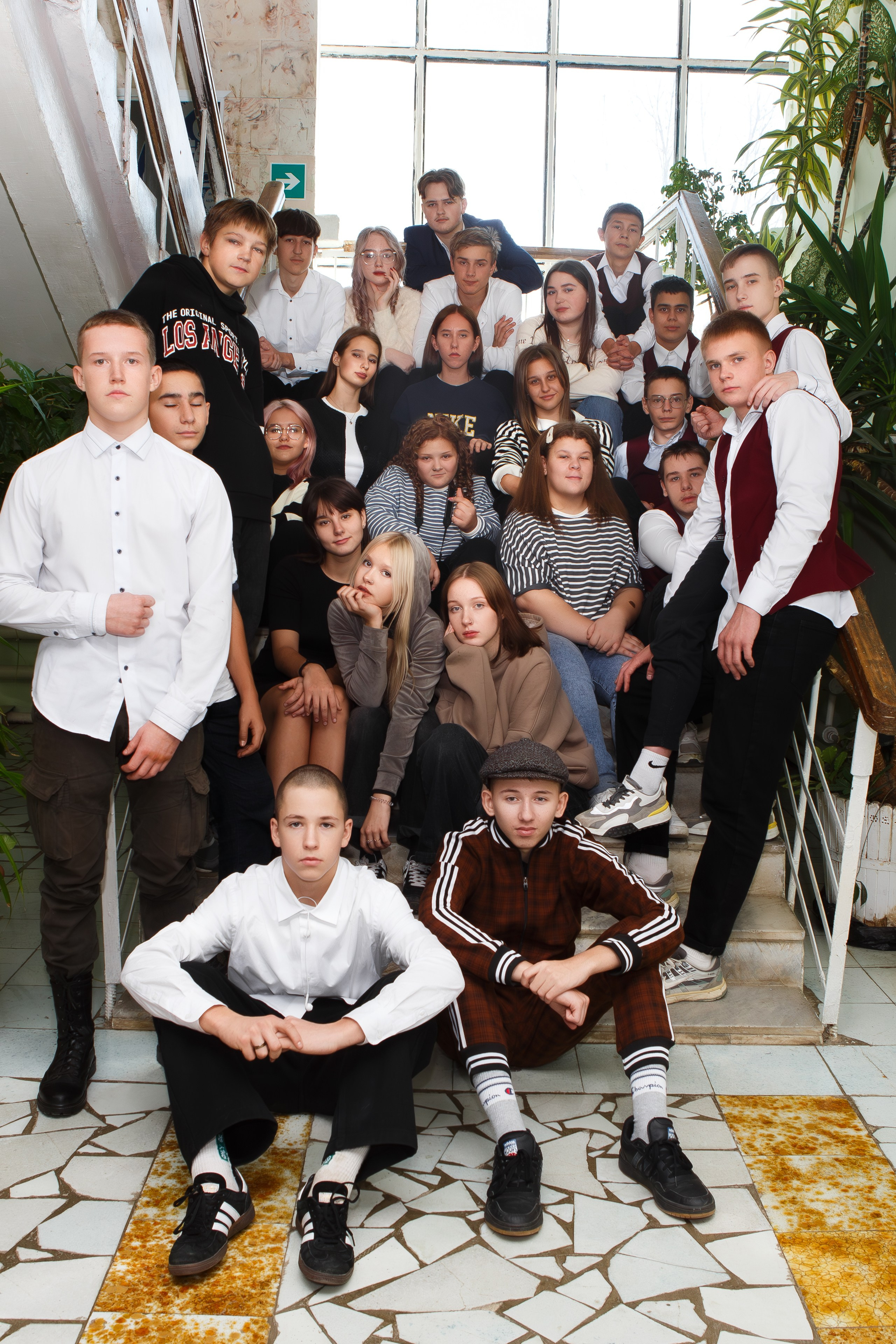 ФОТОСЕССИЯ ДЛЯ 9 КЛАССА «ГИМНАЗИЯ». ТВОЙ АЛЬБОМ / ТВОИ ПРАВИЛА