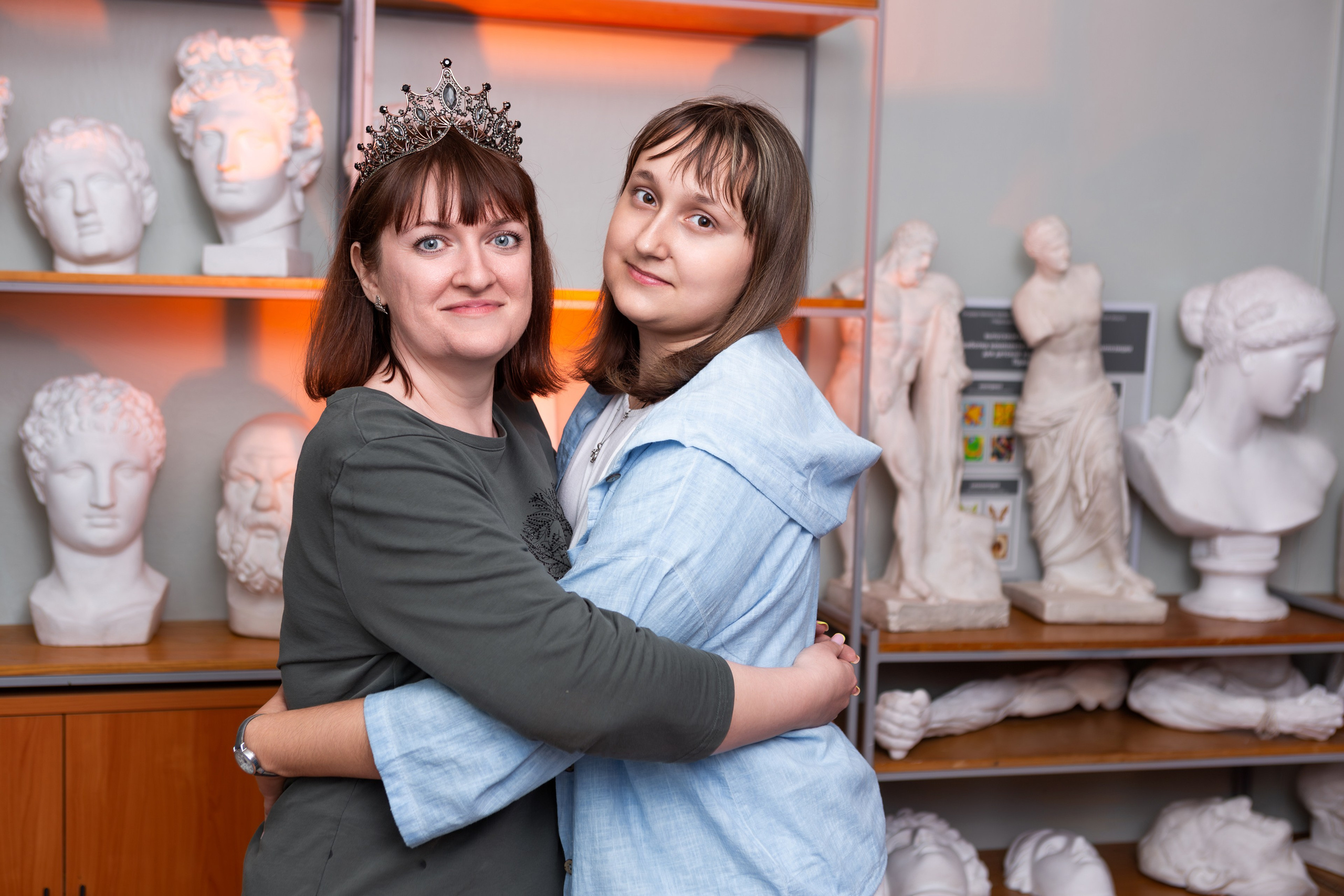 ФОТОСЕССИЯ В АУДИТОРИИ ДЛЯ БУДУЩИХ УЧИТЕЛЕЙ — выпускников Чернского профессионально-педагогического колледжа. ТВОЙ АЛЬБОМ / ТВОИ ПРАВИЛА