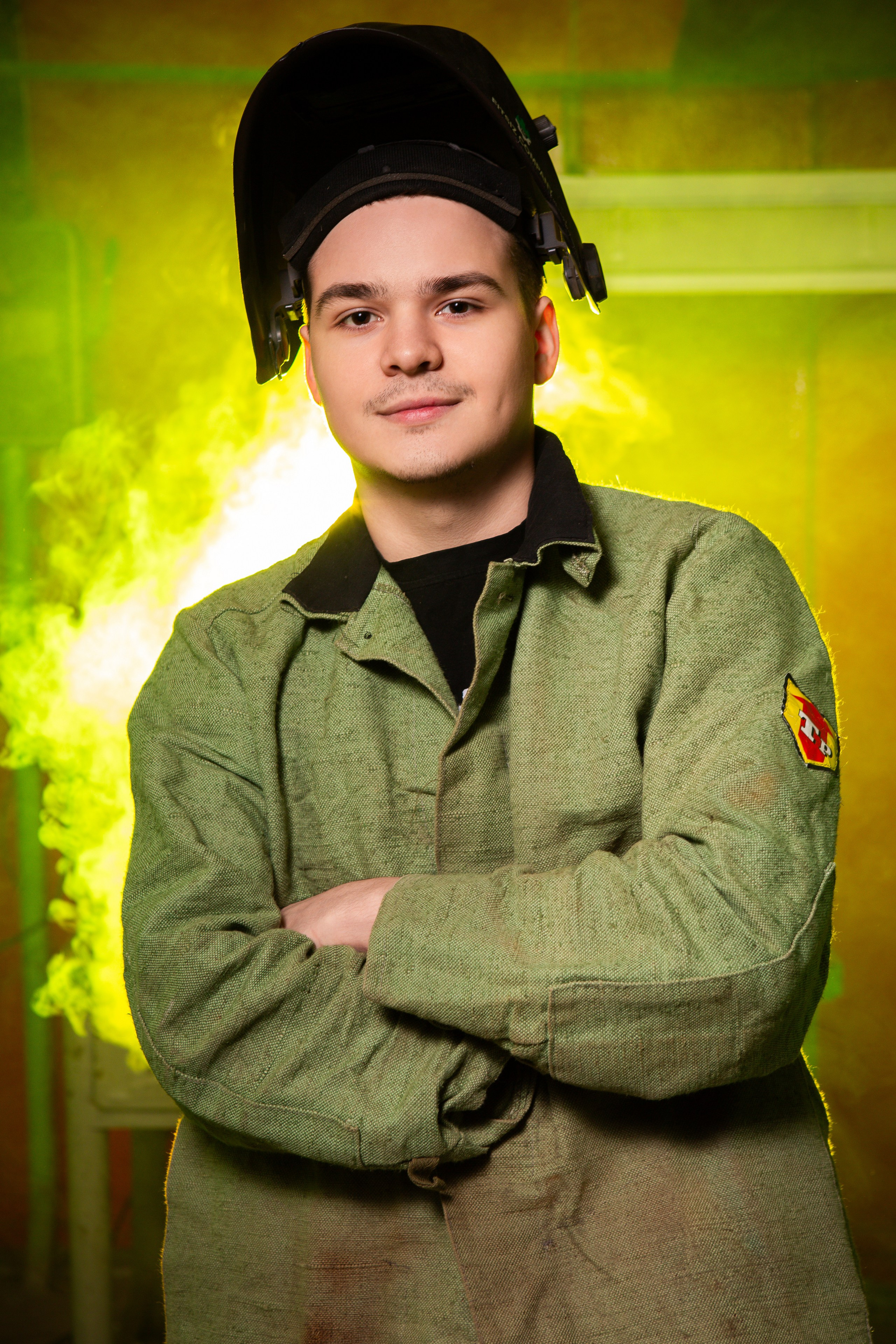 Портретная Фотосессия в Цеху для Выпускников Сварщиков | Твой Альбом Мценск. ТВОЙ АЛЬБОМ / ТВОИ ПРАВИЛА