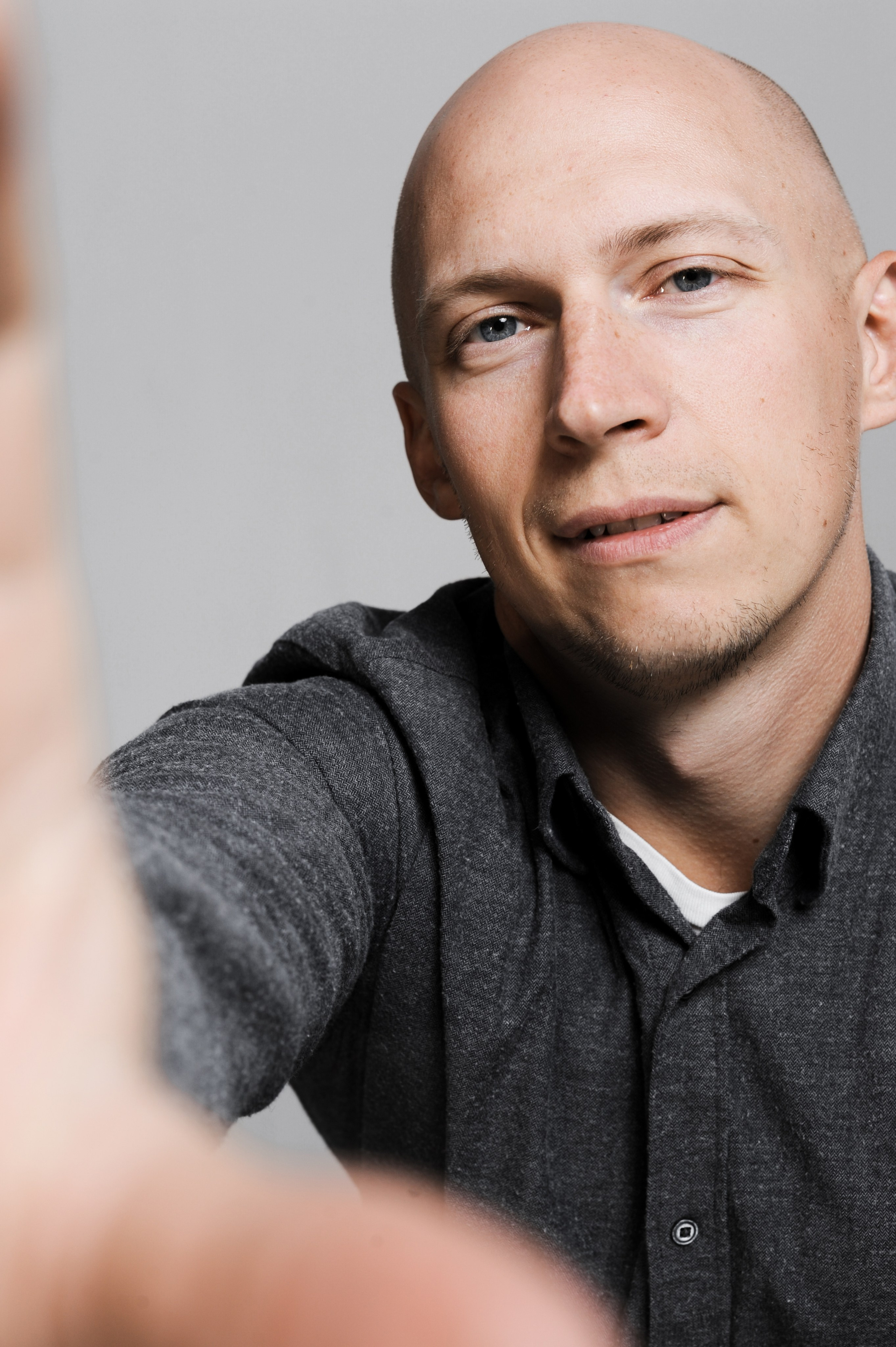 Минималистичная новогодняя семейная съемка. Фотограф в Екатеринбурге Артём Зайнетдинов