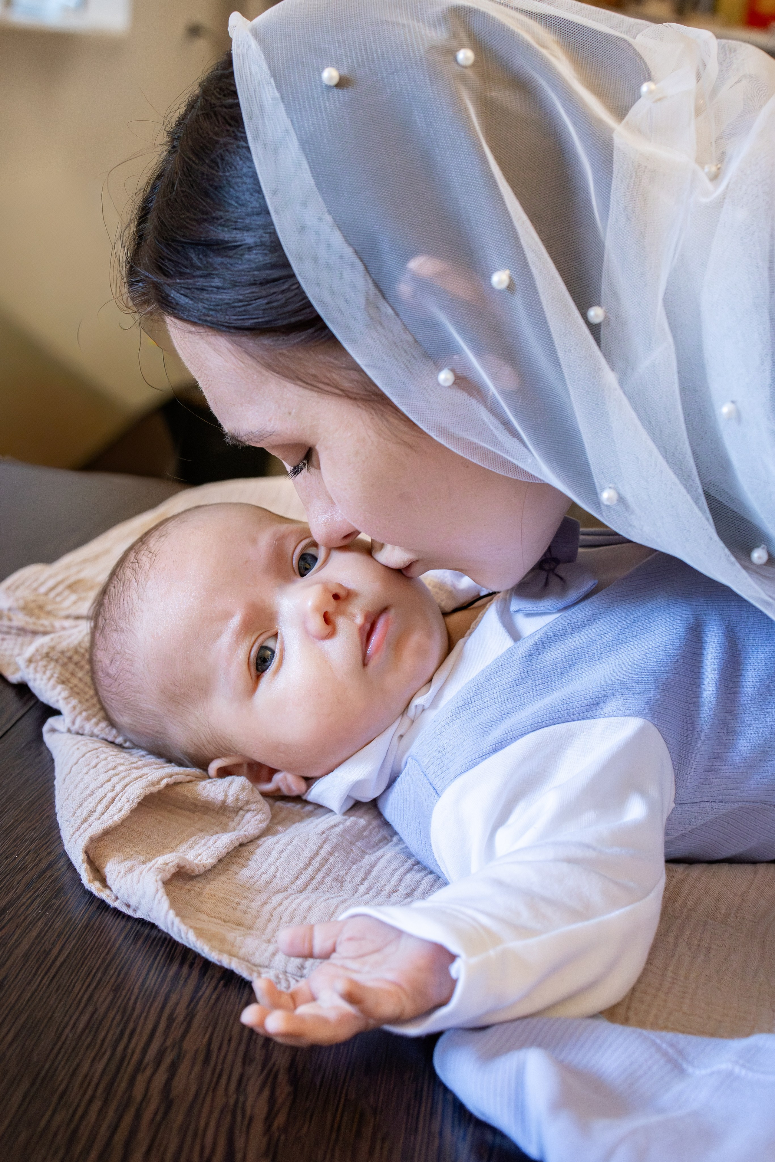 Таинство Крещения малыша в храме Воскресения Христова, с. Трубино (Калужская обл.). Надежда Стар семейный и церковный фотограф в Жукове и Калужской области