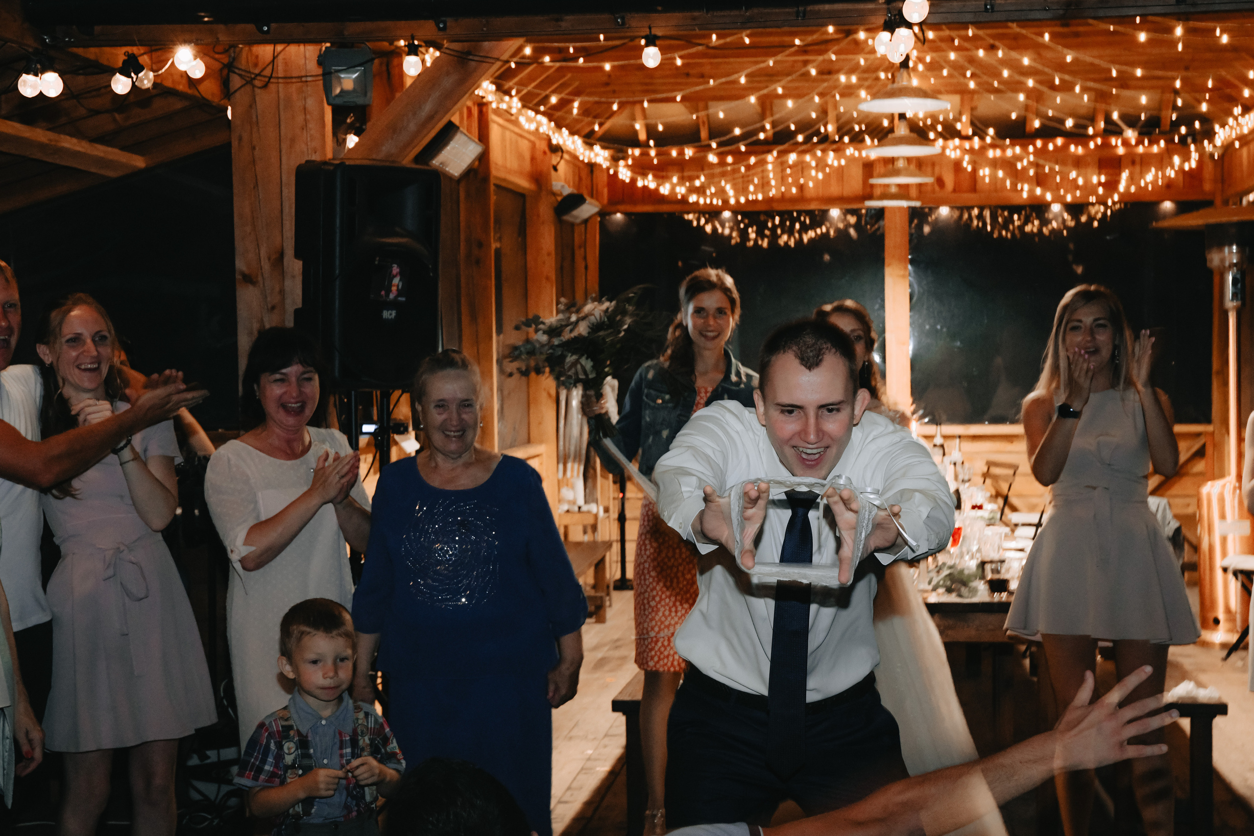 Свадьба под дождем. Свадебный и семейный фотограф Владивосток