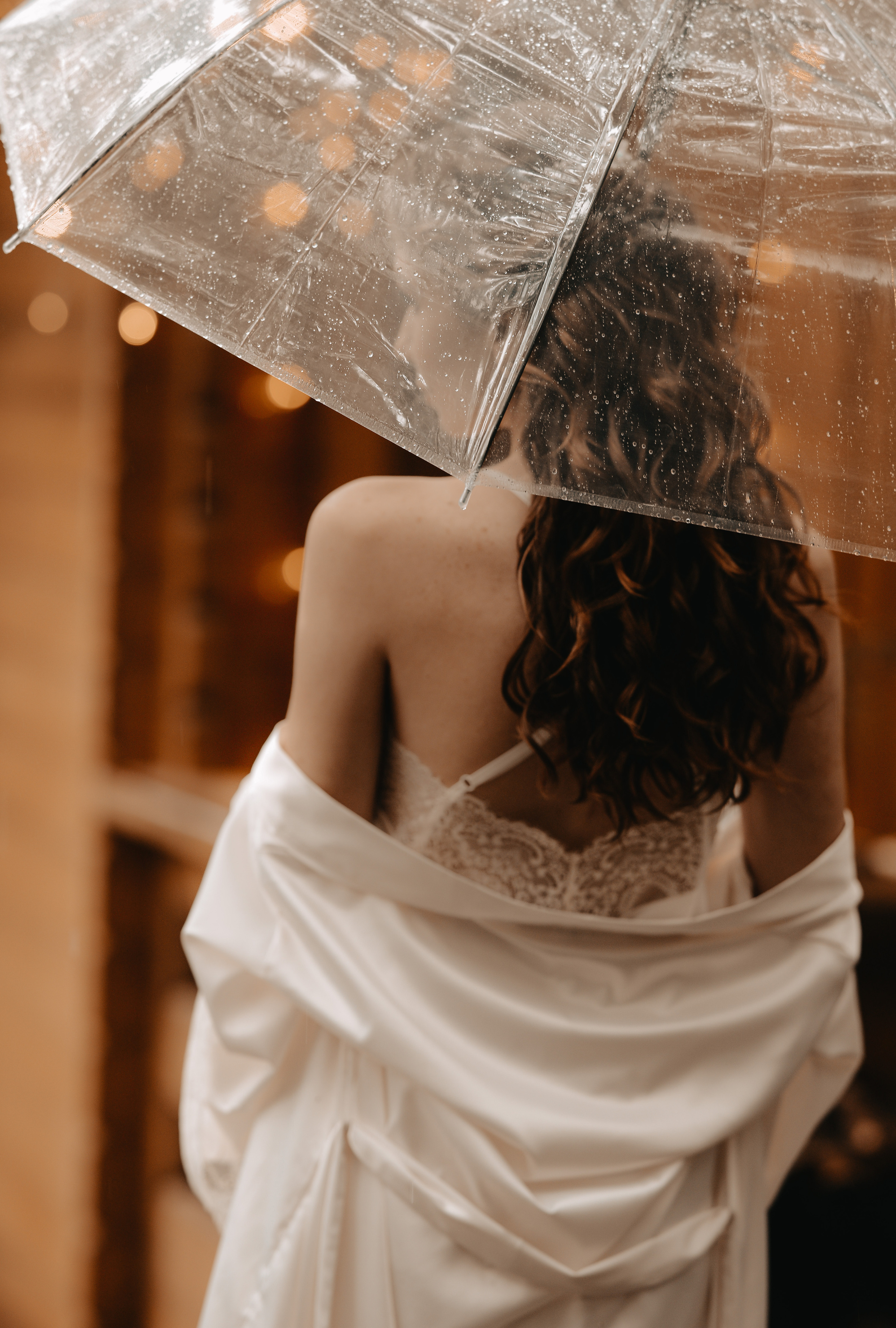 Свадьба под дождем. Свадебный и семейный фотограф Владивосток