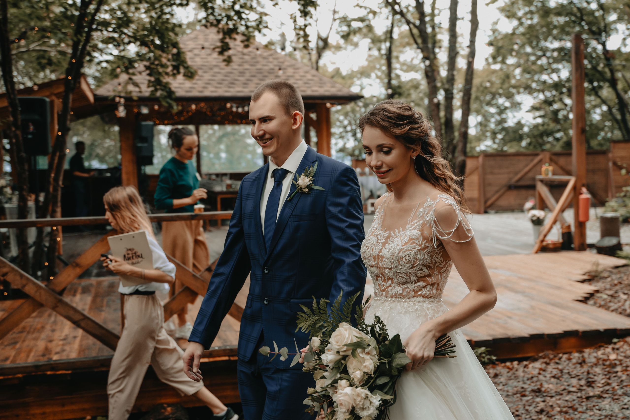 Свадьба под дождем. Свадебный и семейный фотограф Владивосток