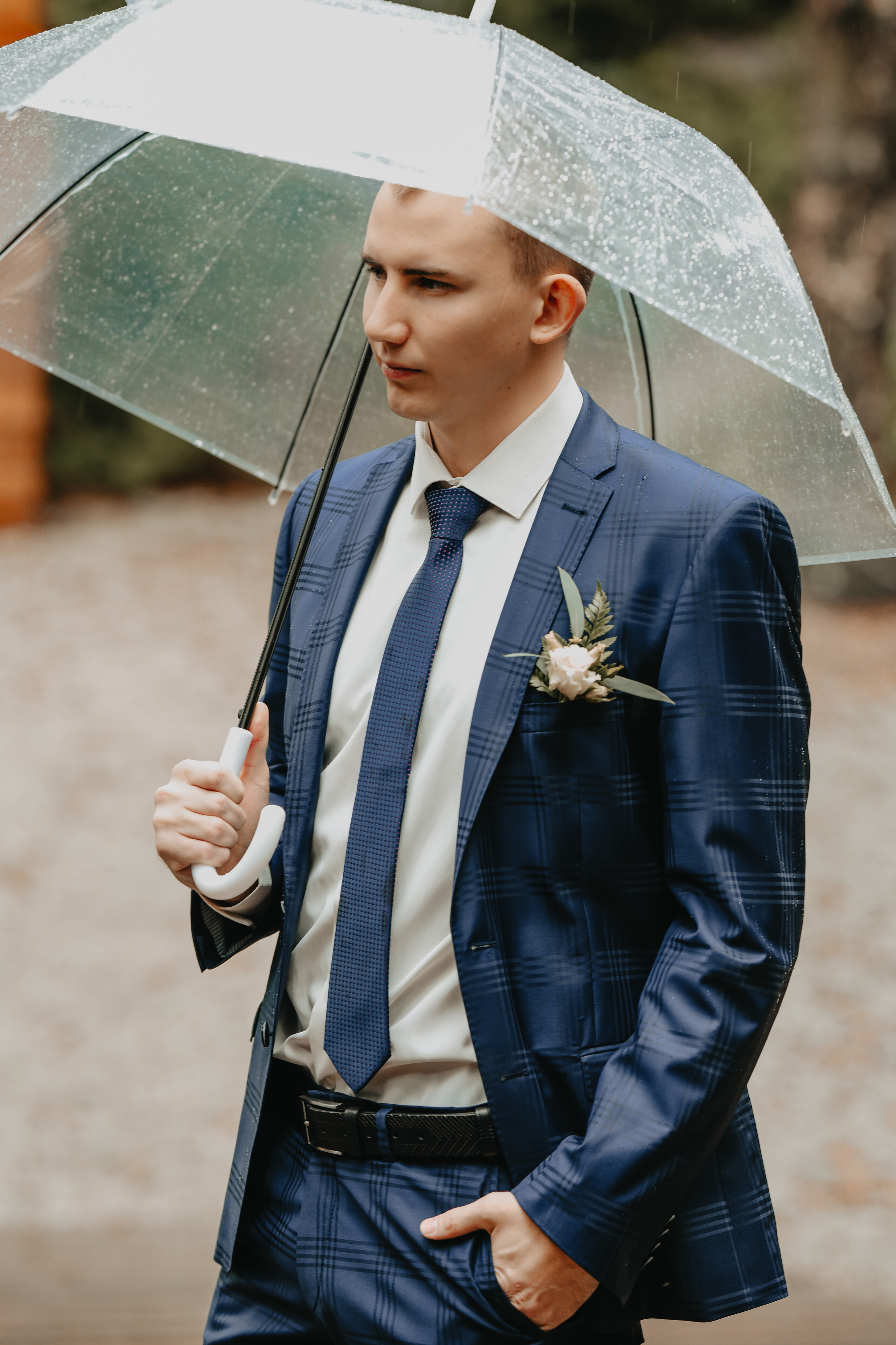 Свадьба под дождем. Свадебный и семейный фотограф Владивосток