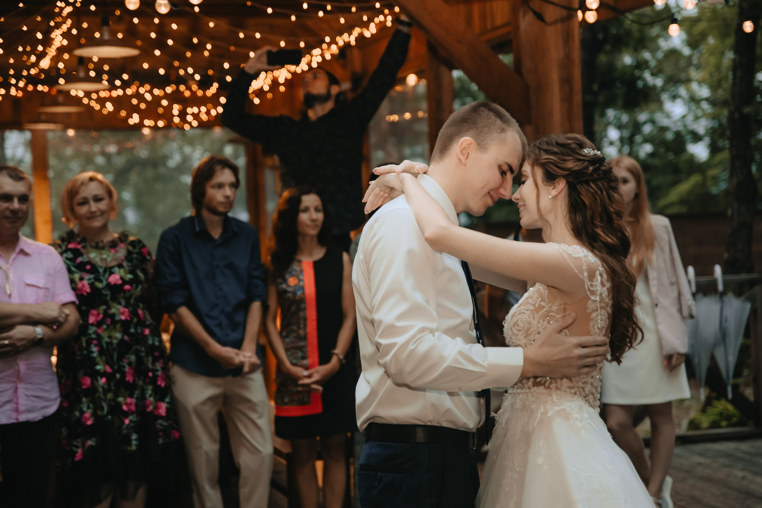 Свадьба под дождем. Свадебный и семейный фотограф Владивосток