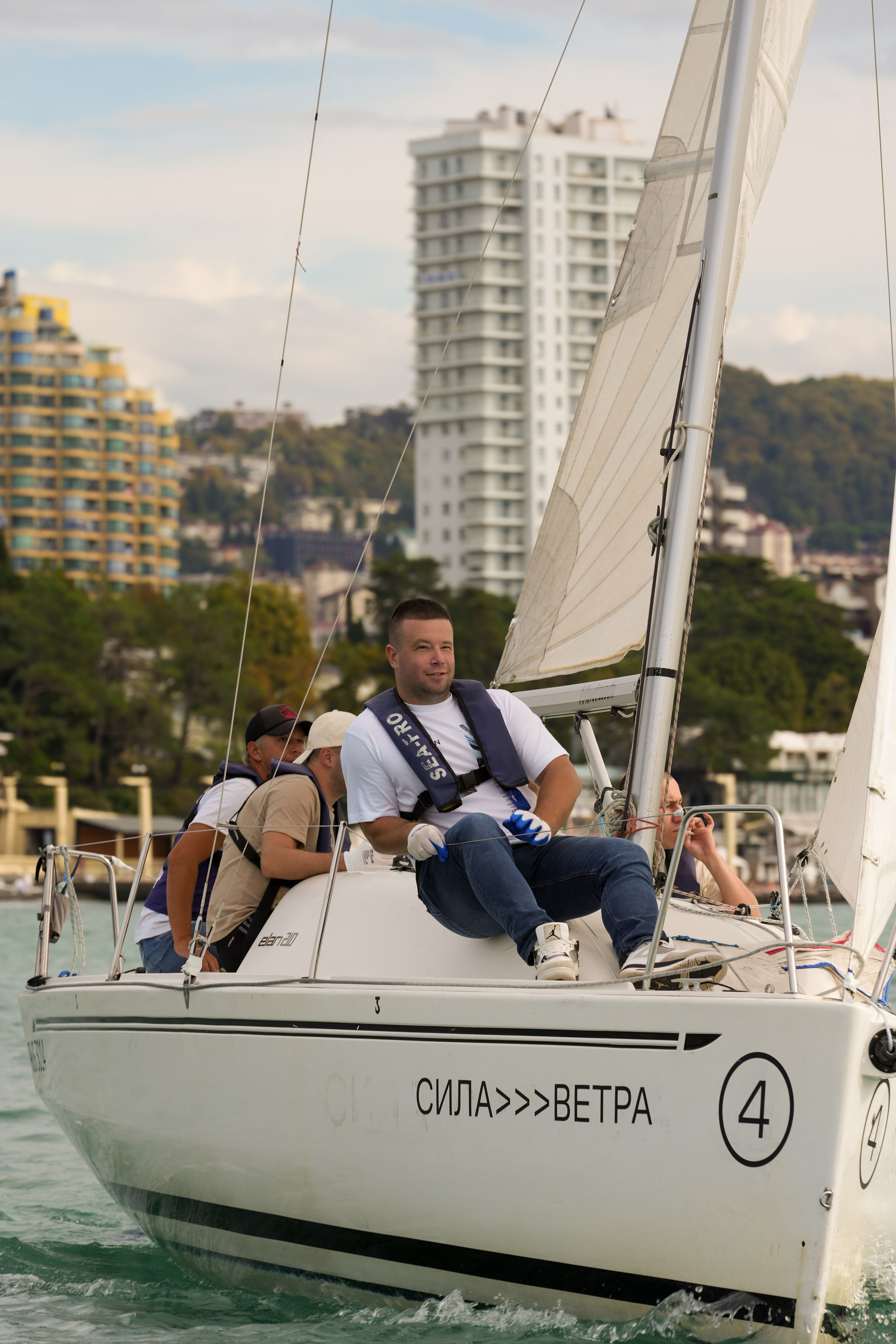 Яхтенная регата для компании Агрегатка. Репортажный фотограф в Красной Поляне и Сочи Павлюченко Екатерина