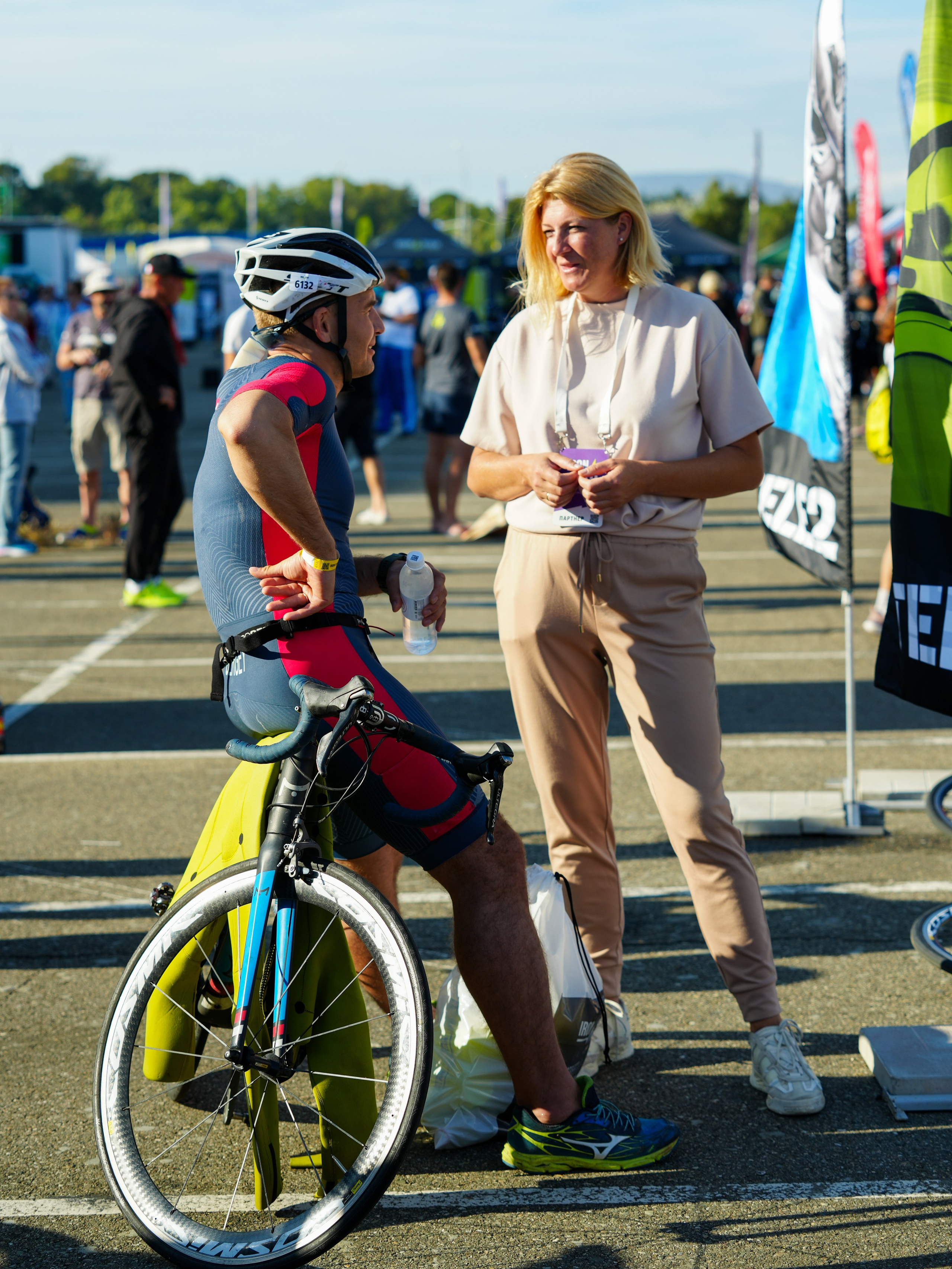 Фотоотчет партнерской интеграции для компании TELE2 на фестивале Ironstar. Репортажный фотограф в Красной Поляне и Сочи Павлюченко Екатерина