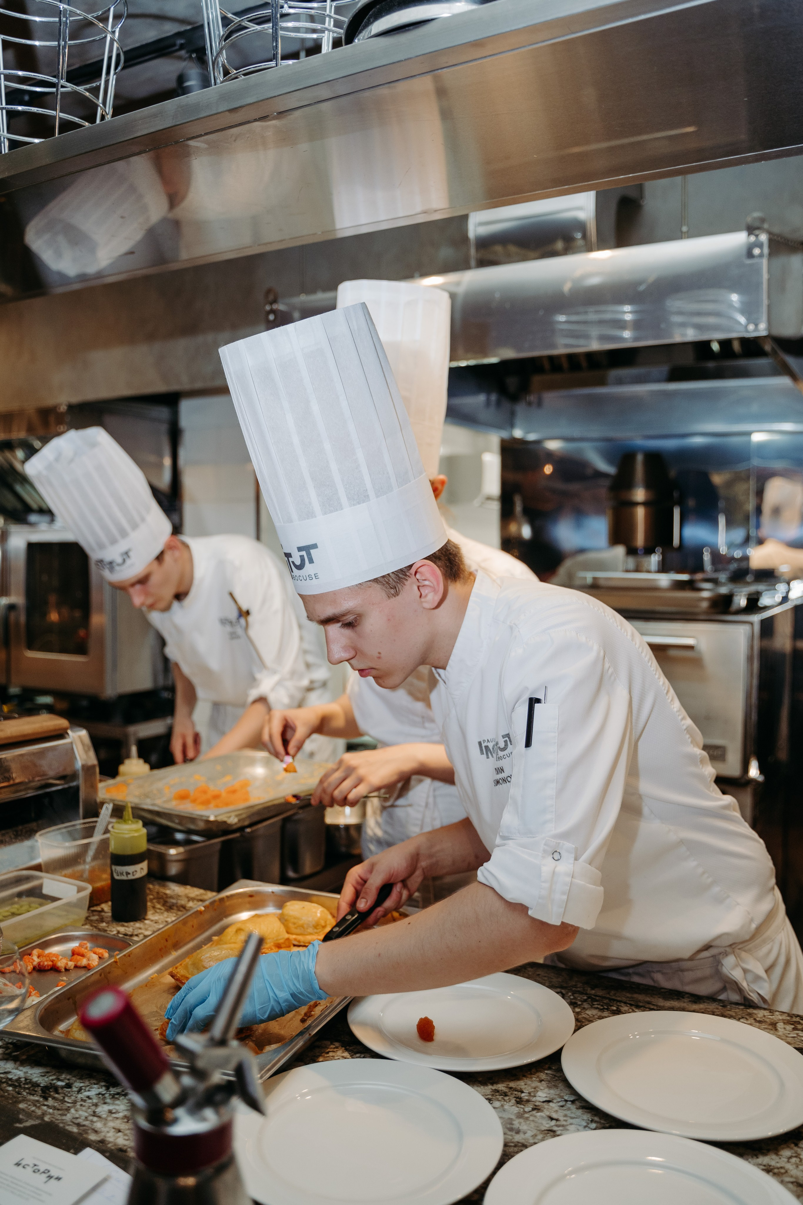 Открытый ужин с Mishlen Шеф Поварами. Репортажный и свадебный фотограф в Москве Рая Небогатова
