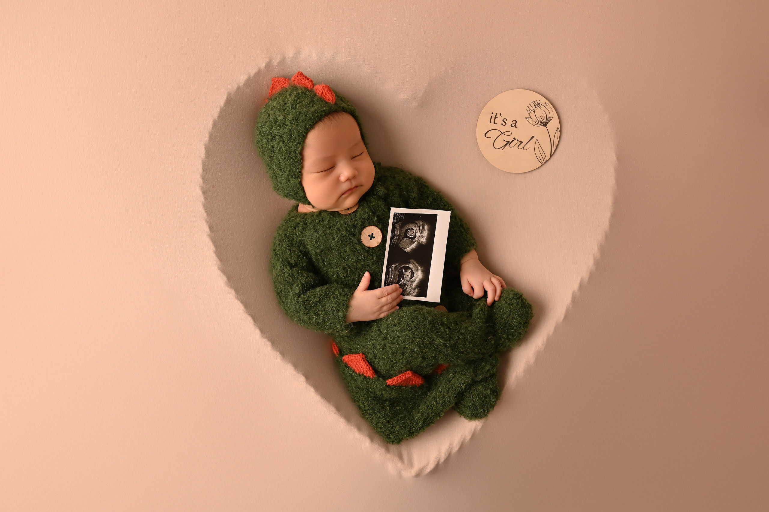 Беременность+ньюборн Аружан и Темирлан. Фотограф Новорожденных и семейный Элла Огай г. Сатпаев