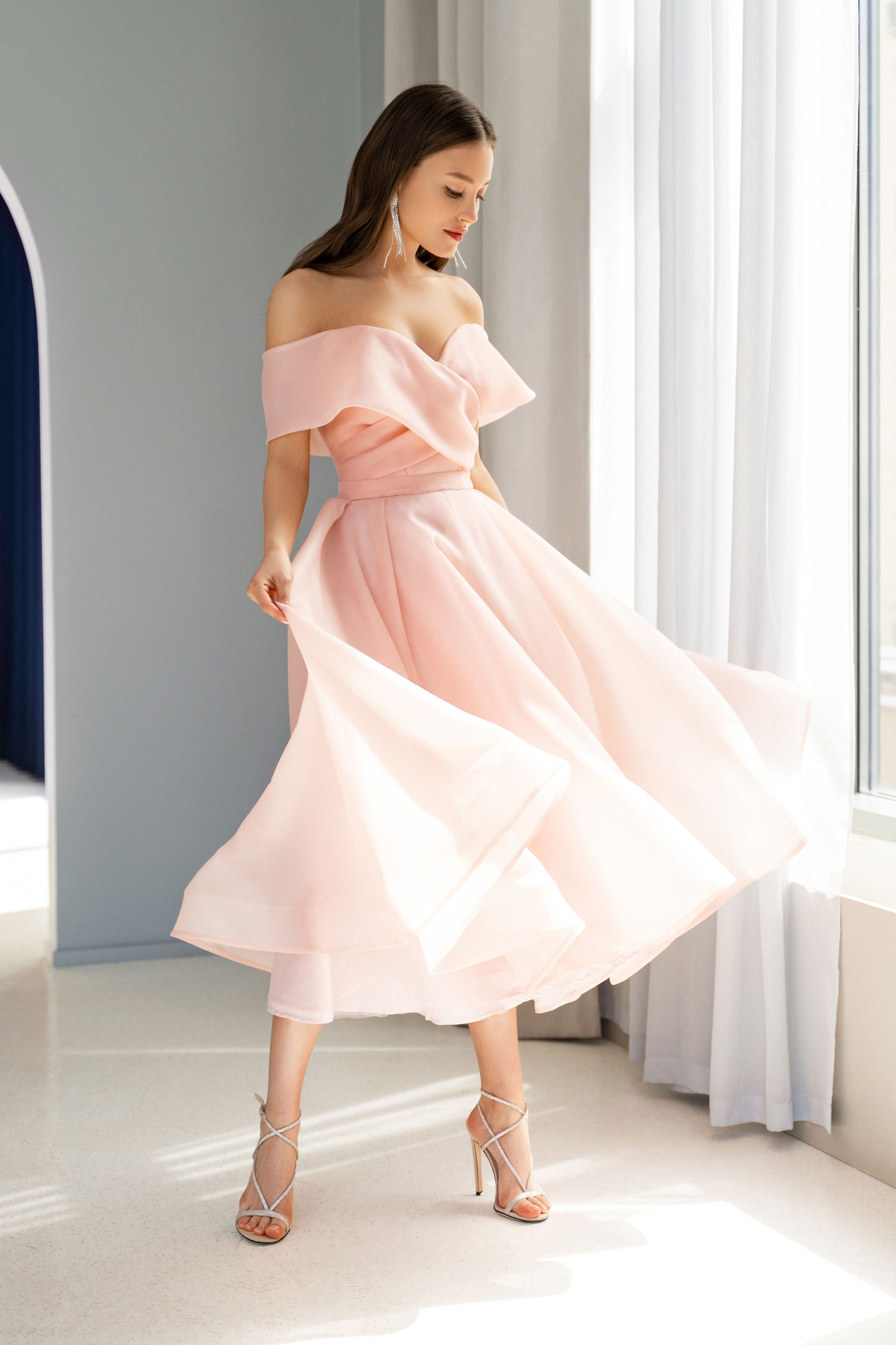 Съемка вечерних платьев NOLLA с Анастасией. Свадебный и портретный фотограф Клипа Максим