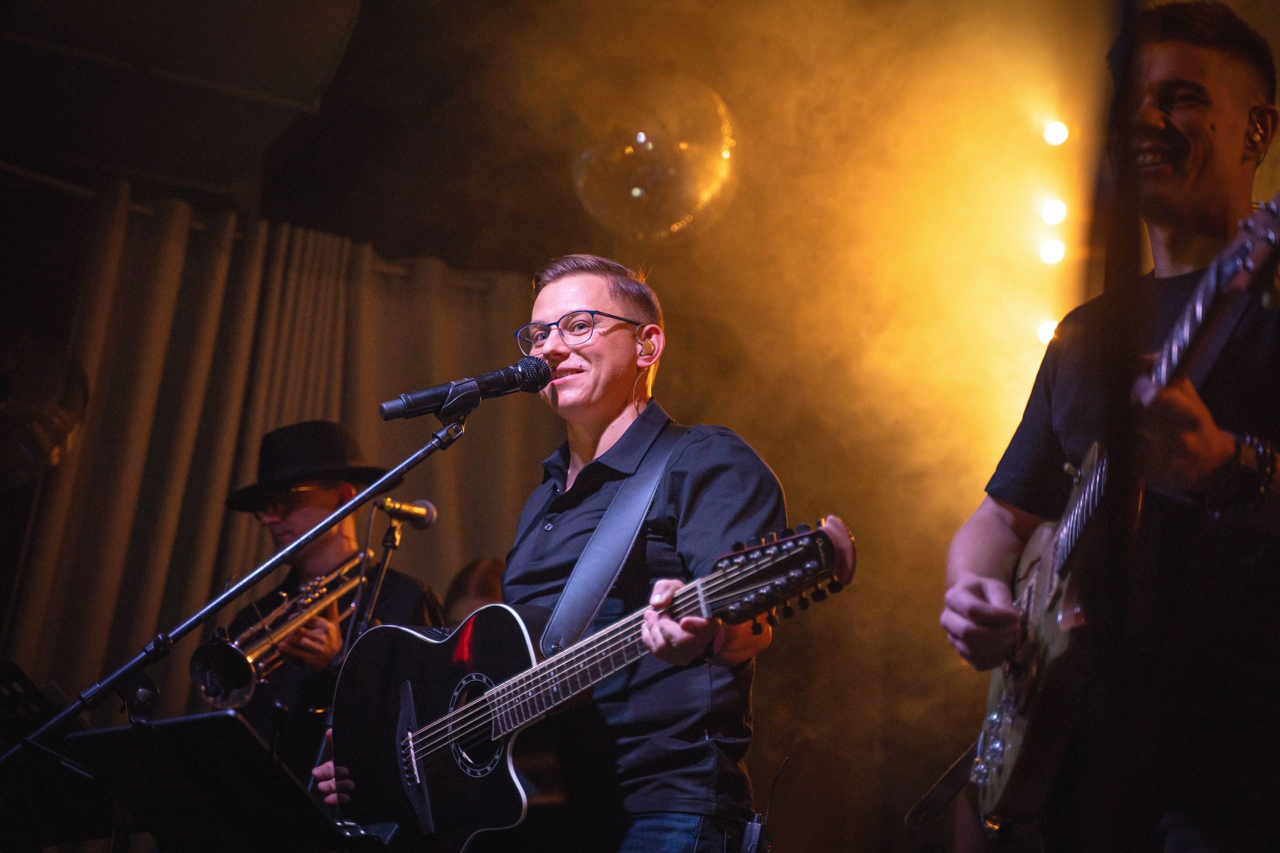 Концерт Олега Покусаева. Главная