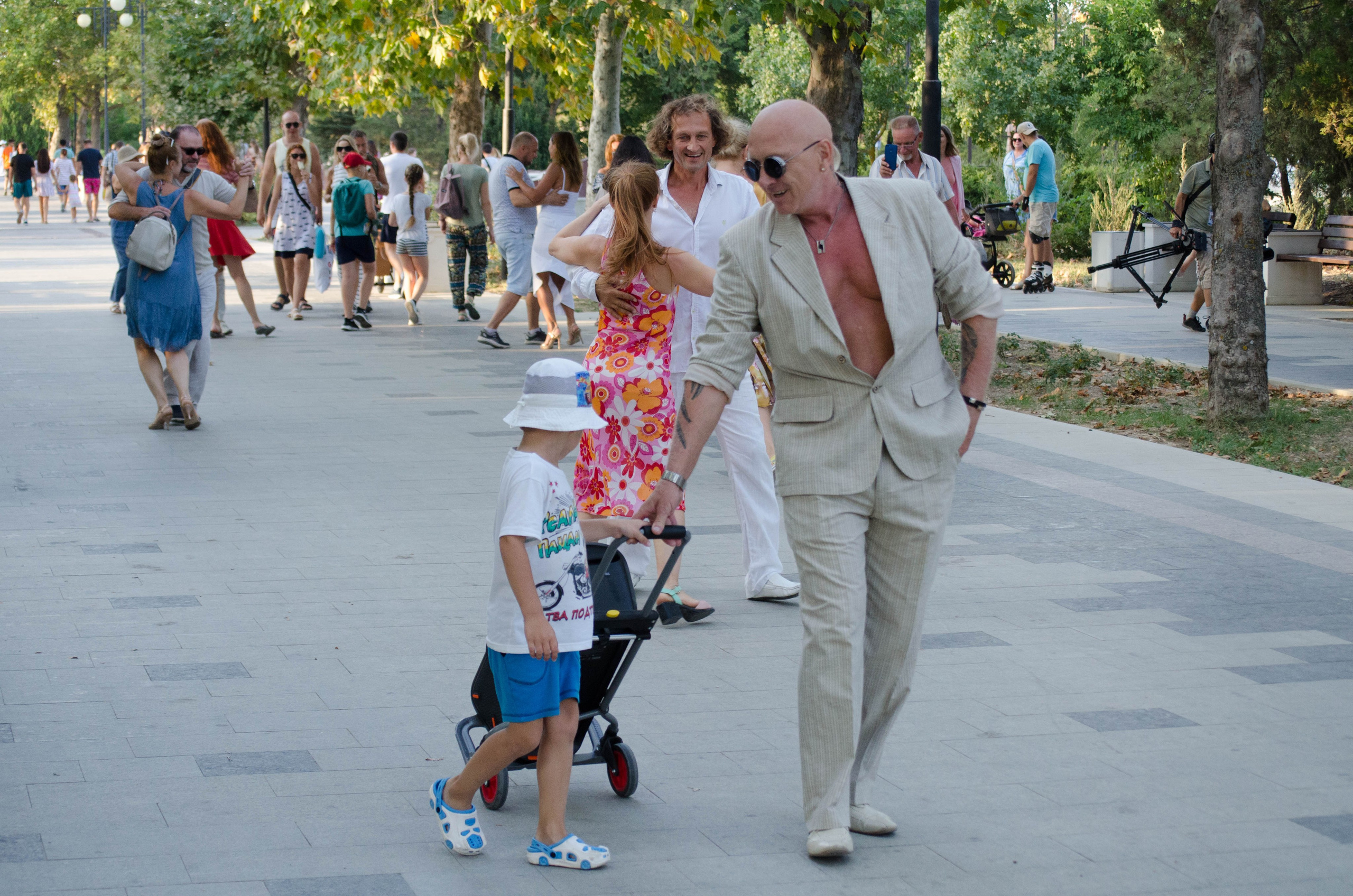 Фотограф на ваше мероприятие в Крыму | Съемка милонг и фестивалей | Илья Желдак. Профессиональная фотосъемка в Крыму. Натуральные эмоции и живые кадры. Забронируйте дату прямо сейчас!