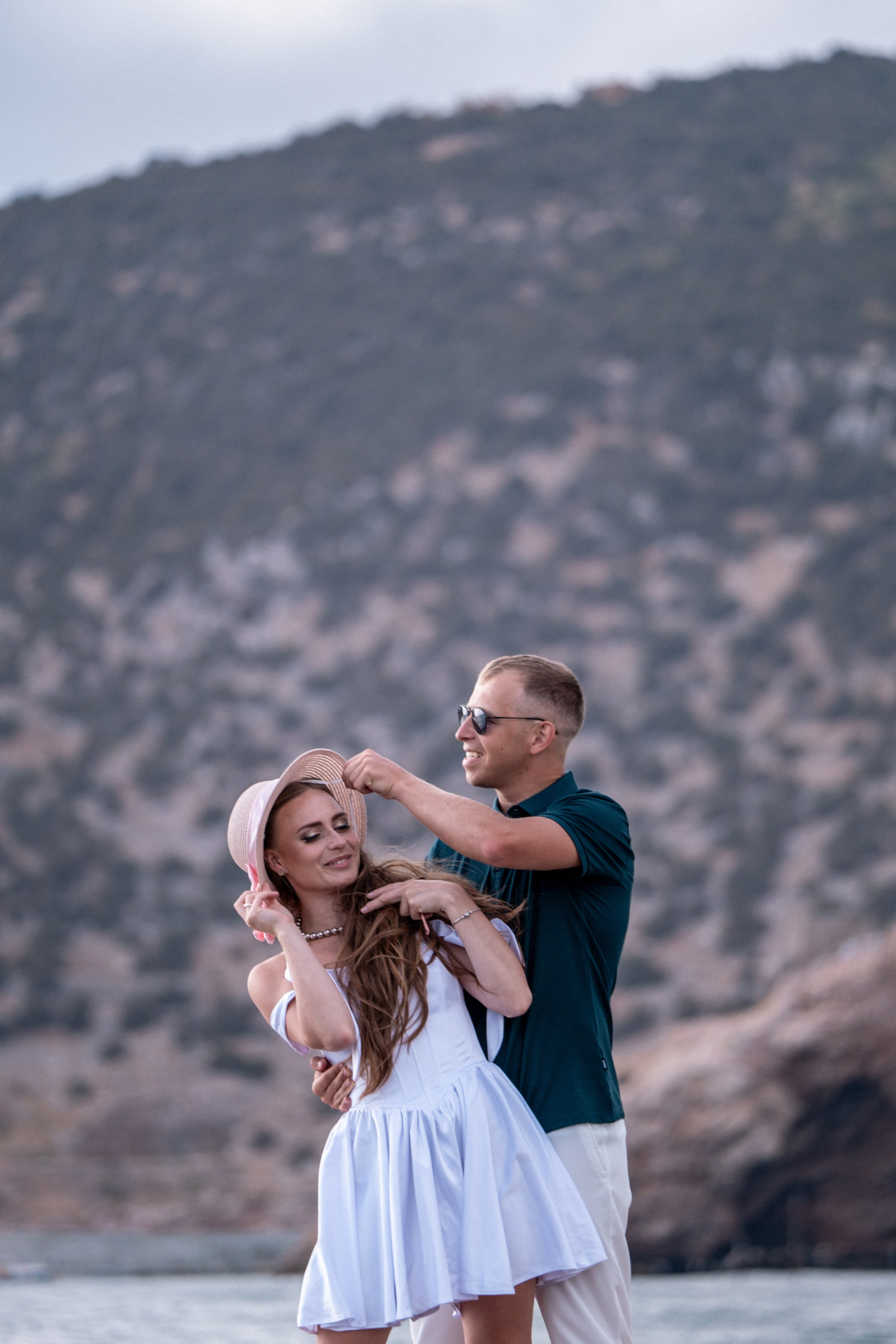 М+А — Прогулка на катере в Балаклаве. Профессиональная фотосъемка в Крыму. Натуральные эмоции и живые кадры. Забронируйте дату прямо сейчас!