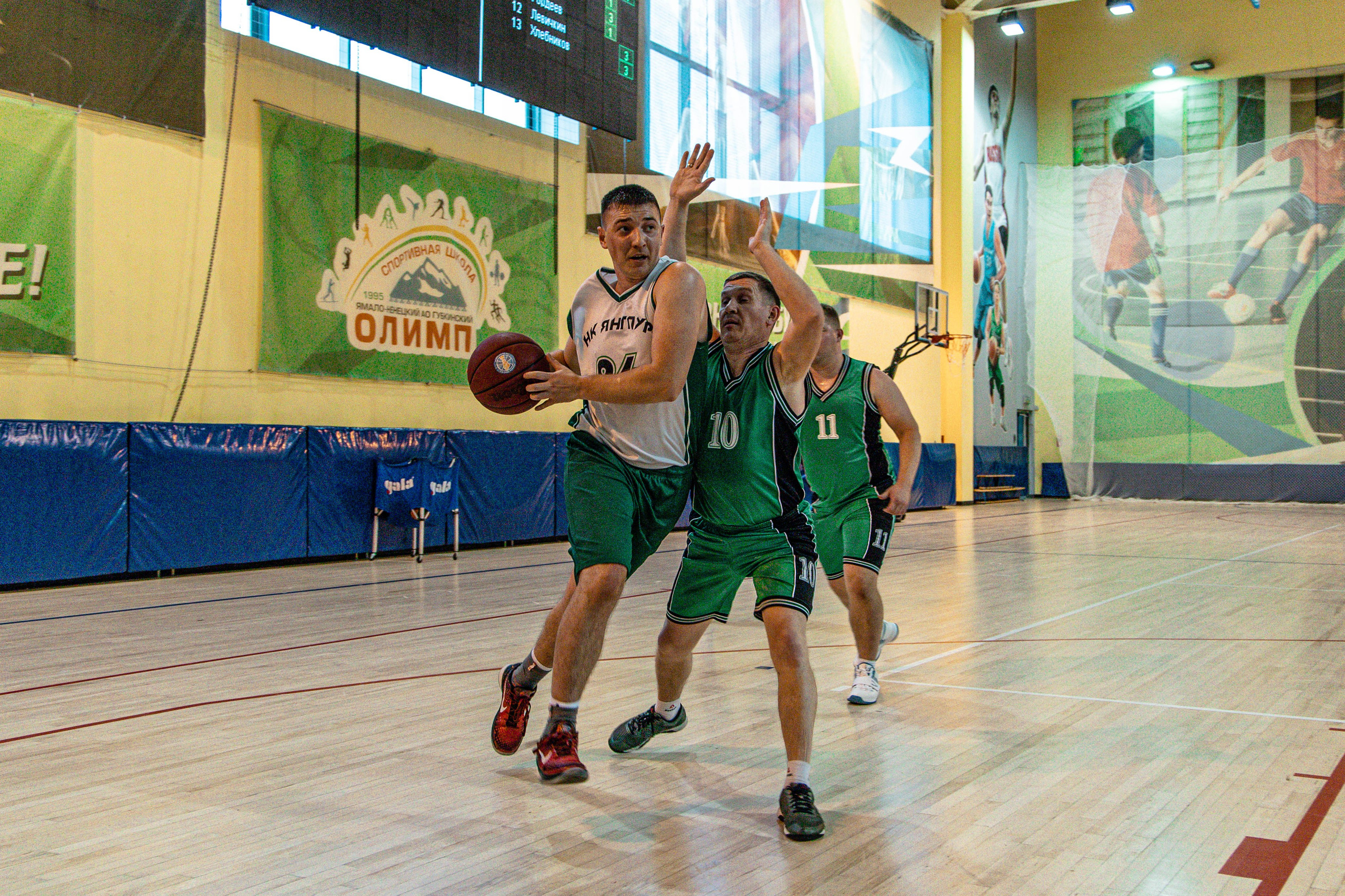 Соревнования по баскетболу в рамках городской спартакиады. Фотограф в Губкинском | Александра Артамонова