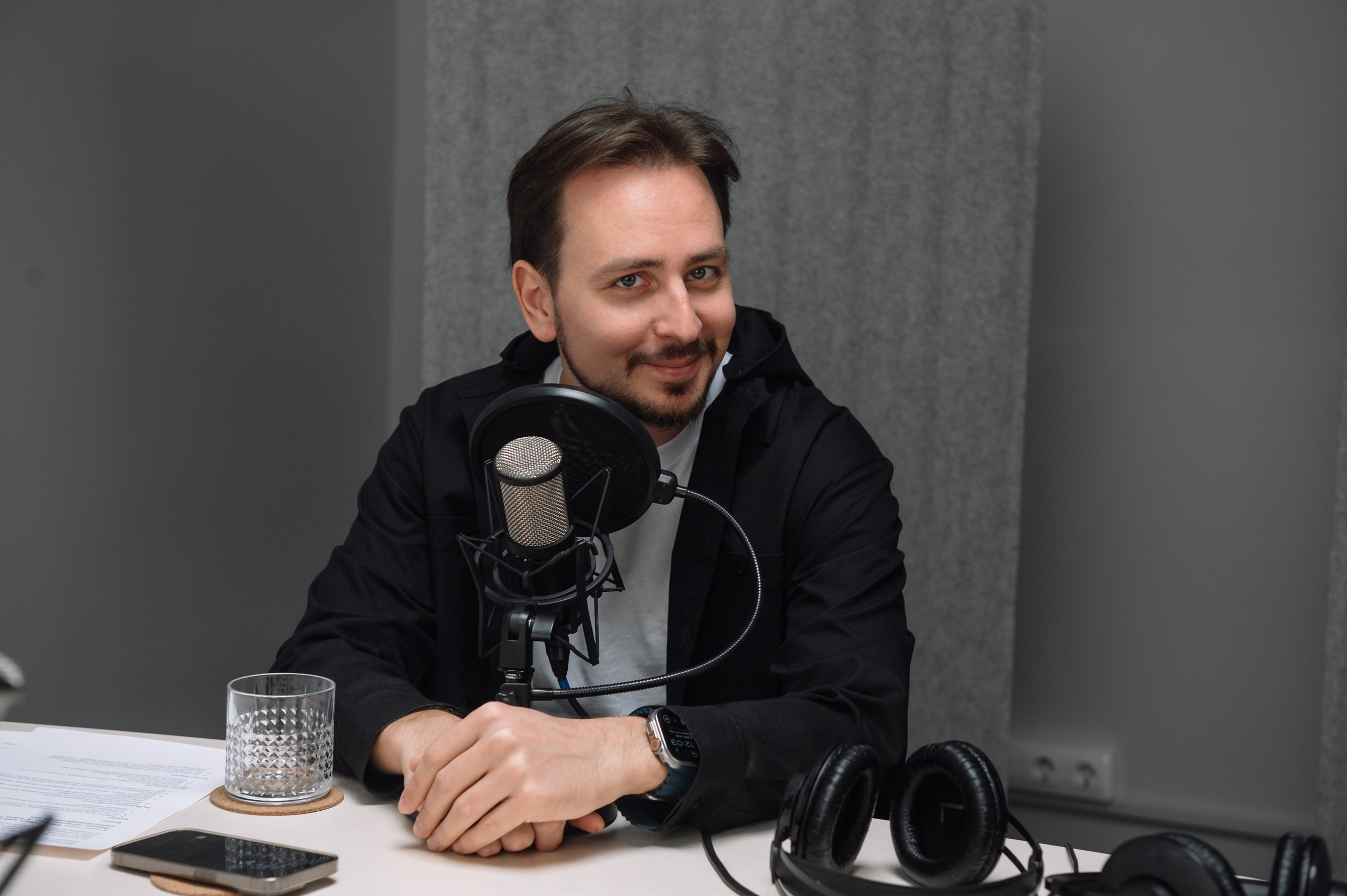 Подкаст СберУниверситета. Репортажный фотограф в Москве и по всему миру Степанова Юлия