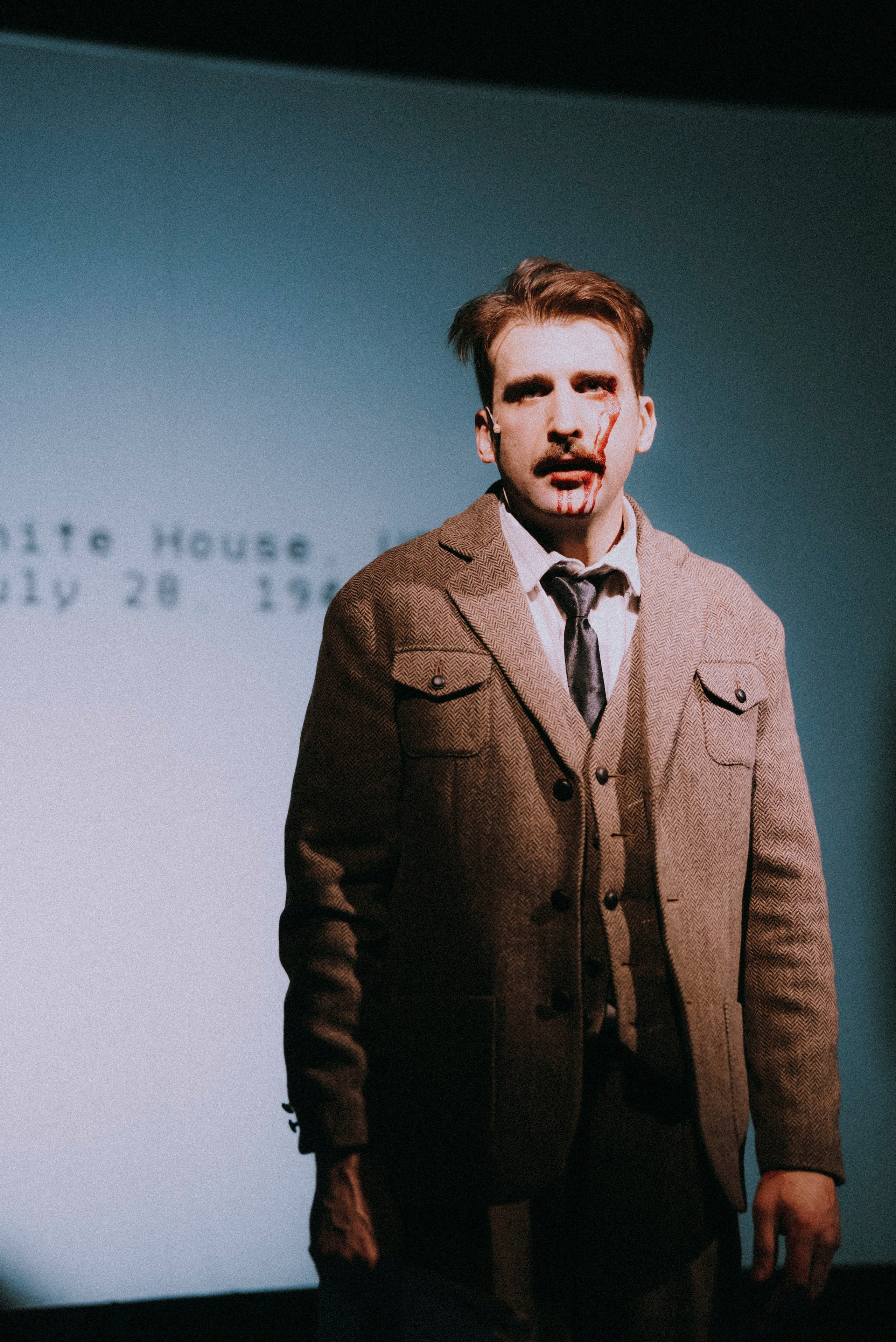 2026. Стрит-фотография, полная абсурда, идиотизма и красоты