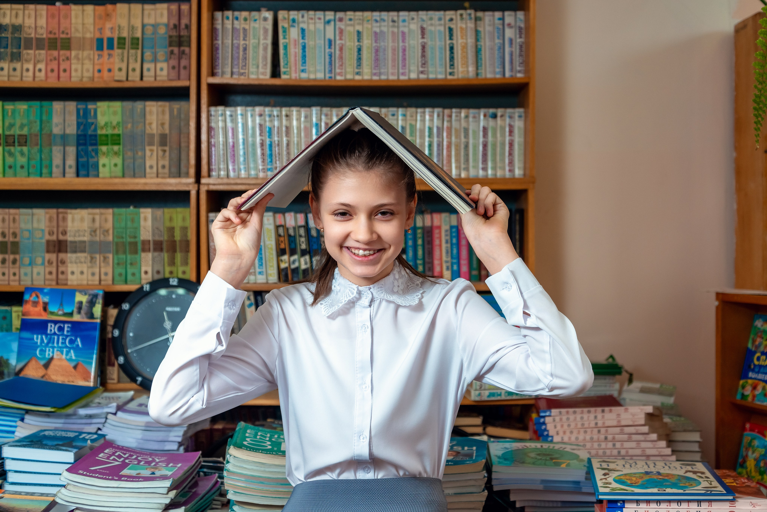 В Библиотеке. Женский фотограф Крещение Венчание Москва Брянск