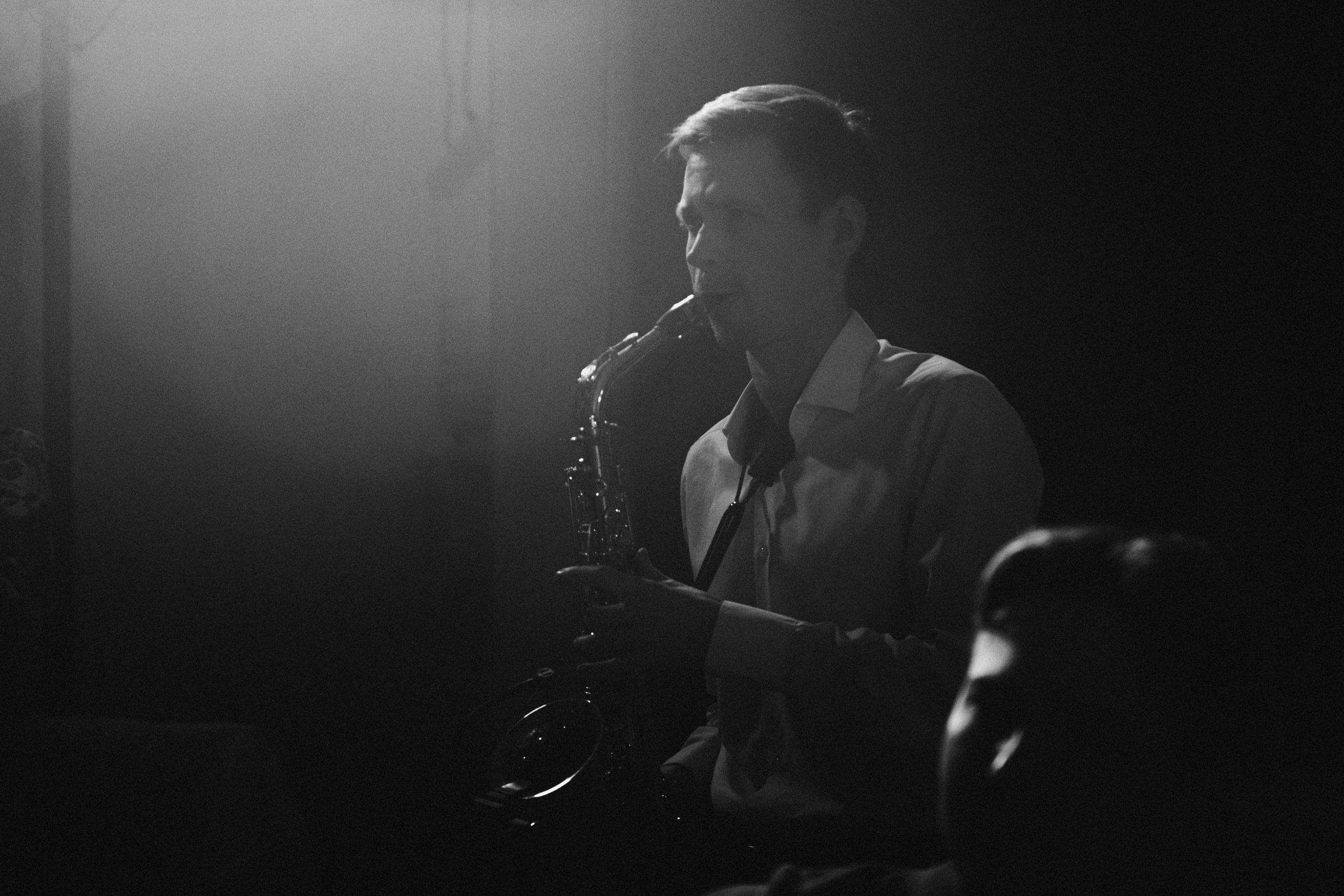 Вечеринка в танцевальной школе «Ритм»